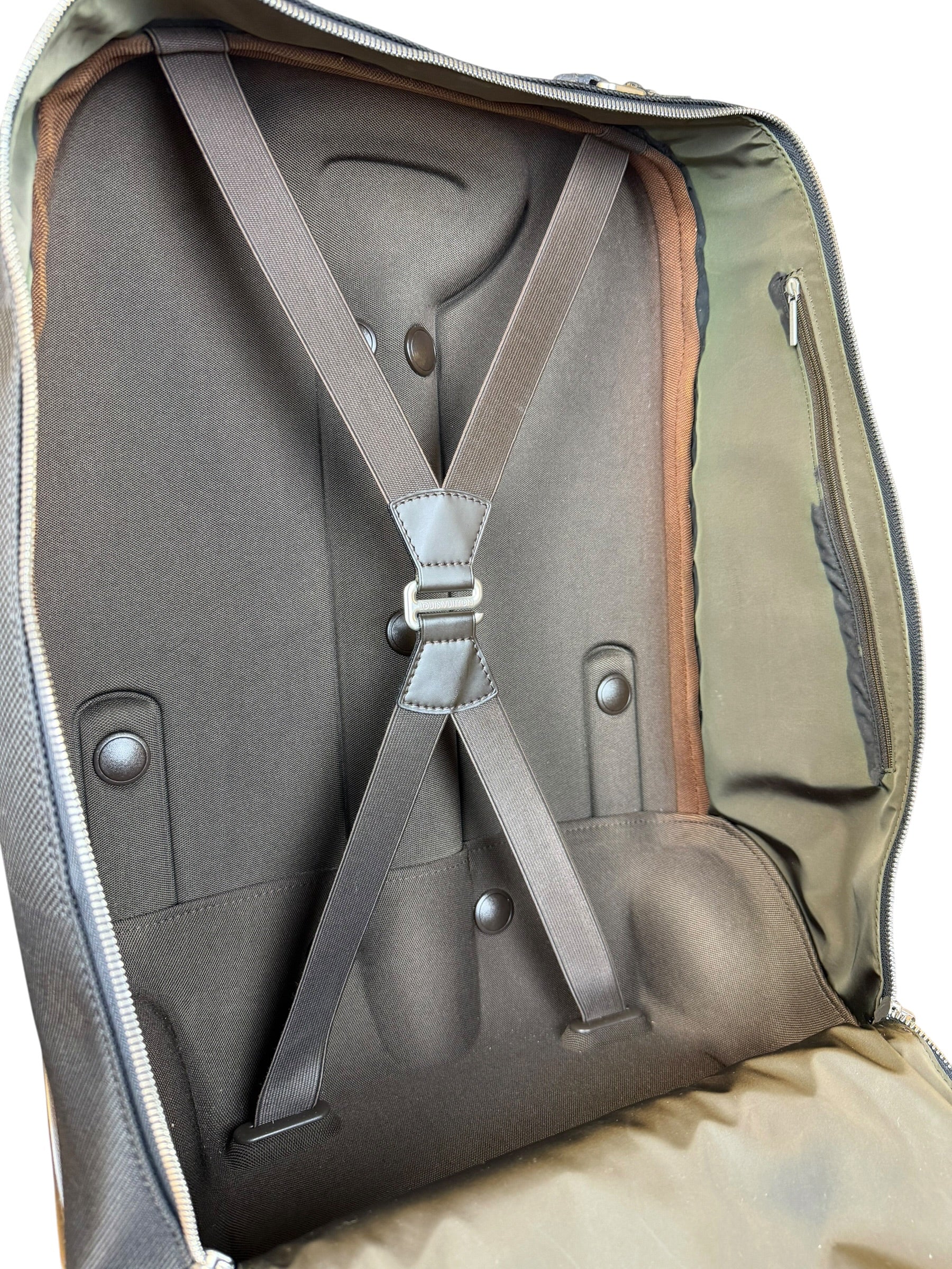 Louis Vuitton Geant Conquerant Rolling Suitcase 55