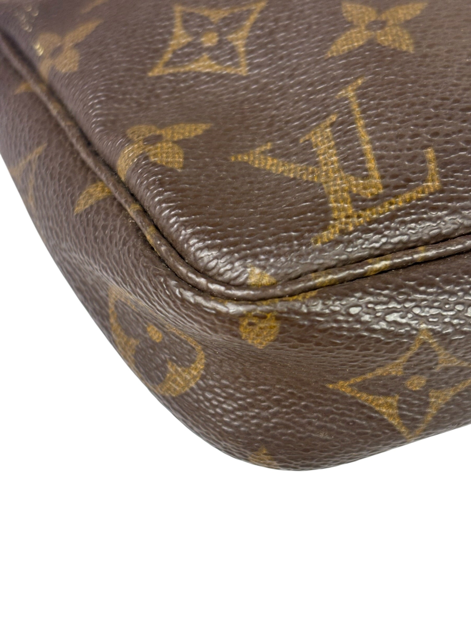 Louis Vuitton Monogram Pochette