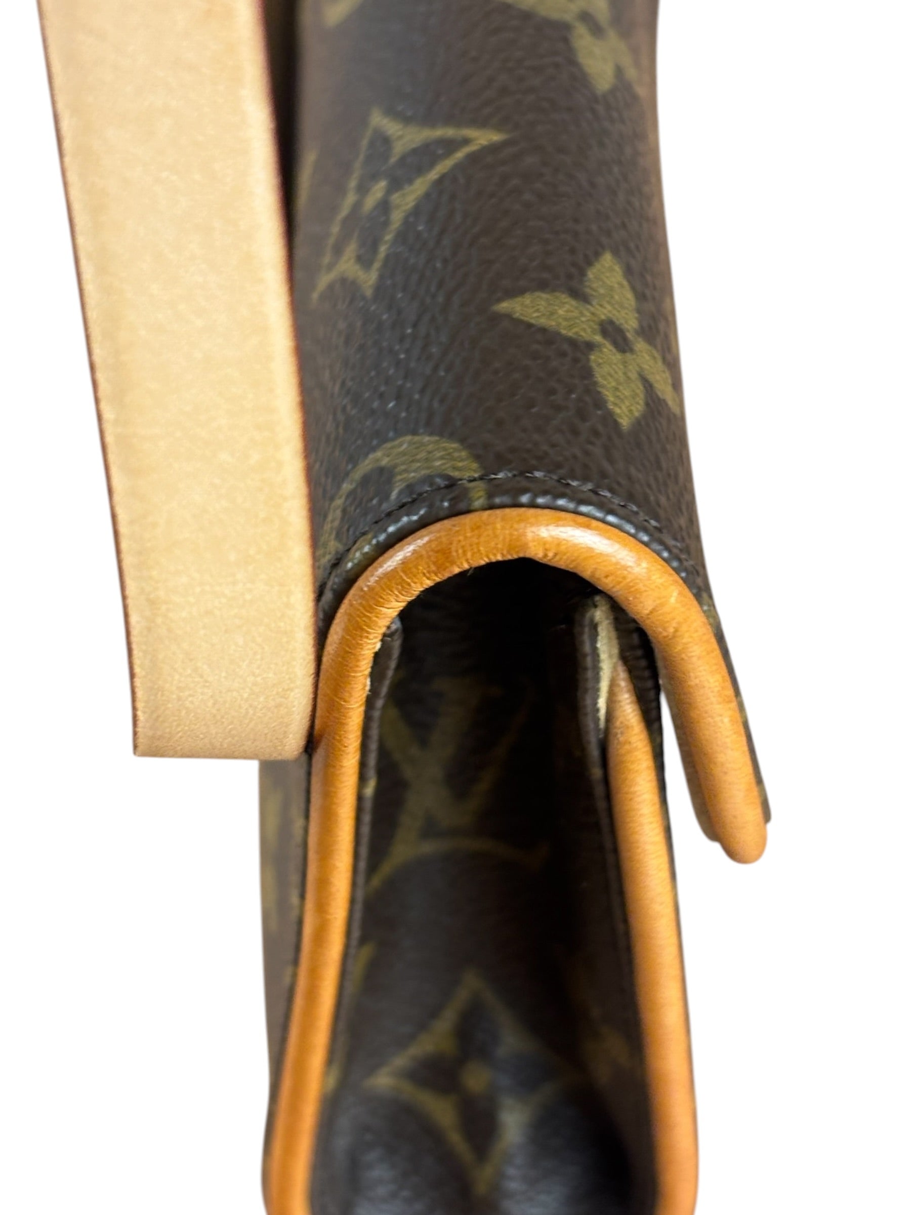 Louis Vuitton Vintage Monogram Floretine Belt Pochette