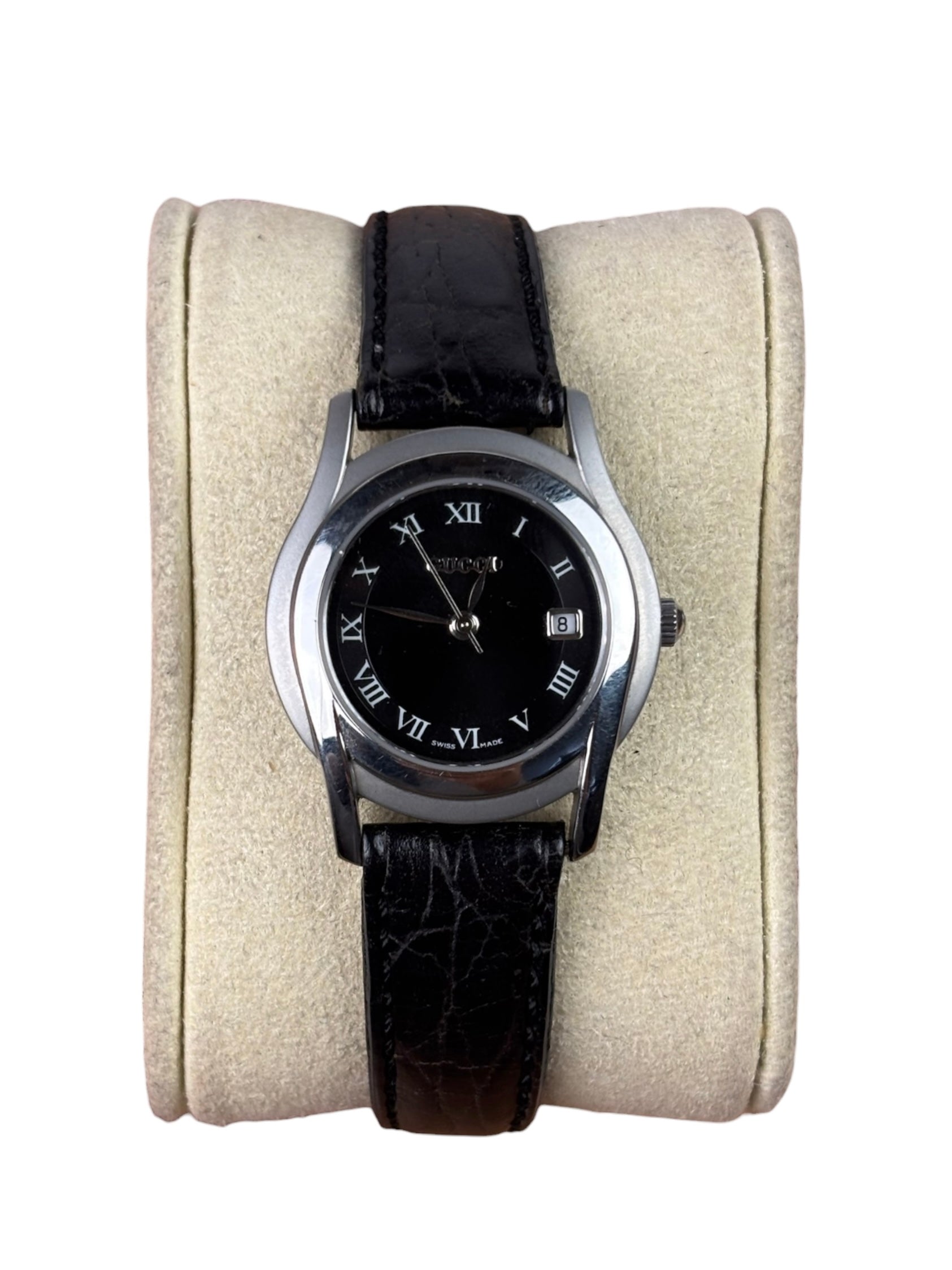 Gucci 5500M Black Roman Dial Black Strap
