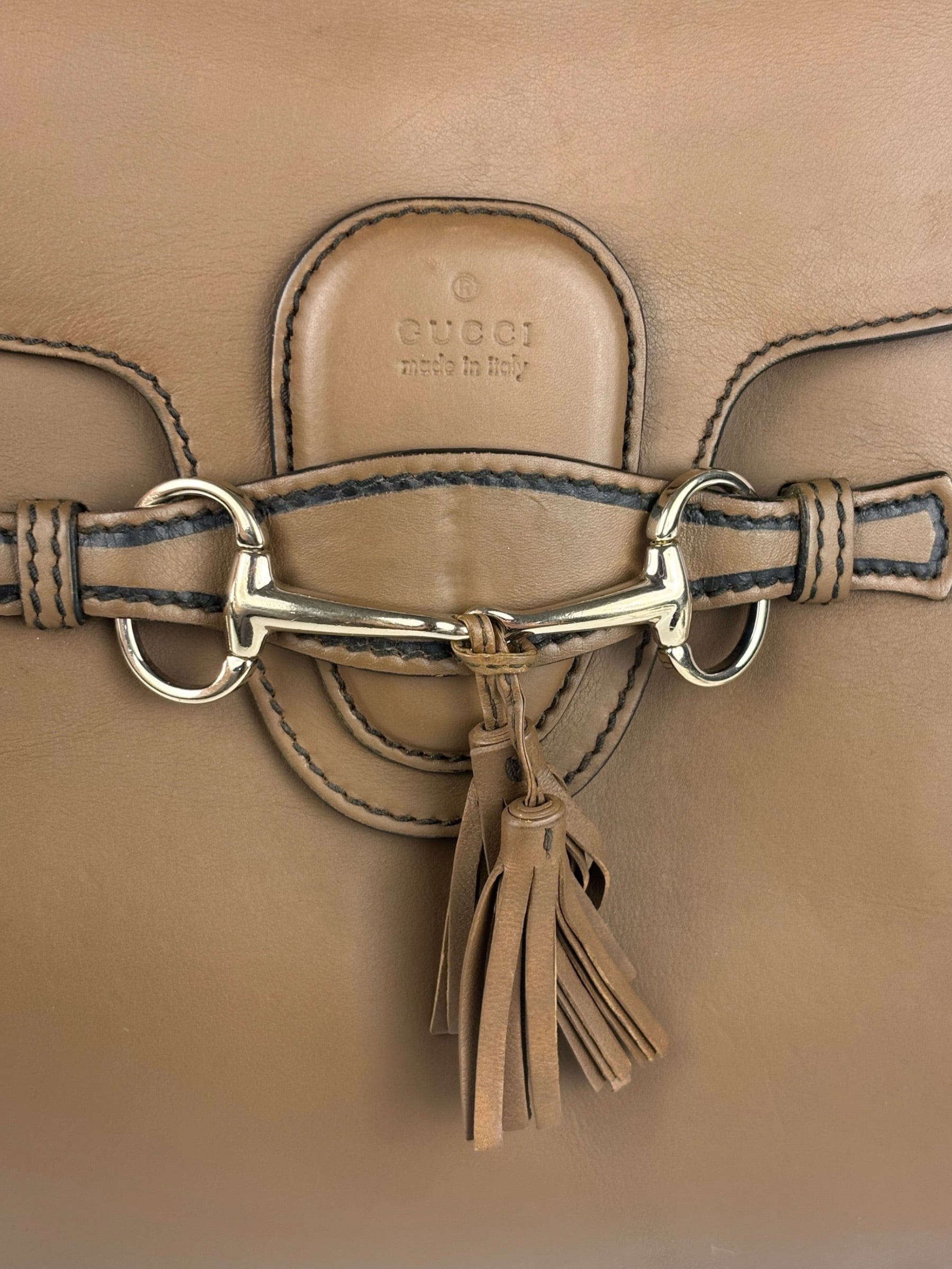 Gucci Beige Leather Emily Shoulder Bag