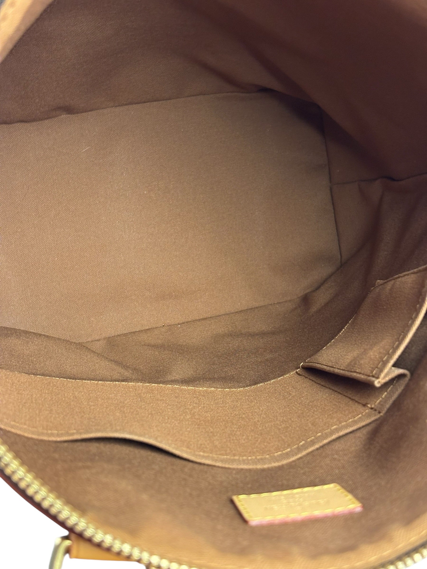 Louis Vuitton Monogram Horizontal Lockit Handbag