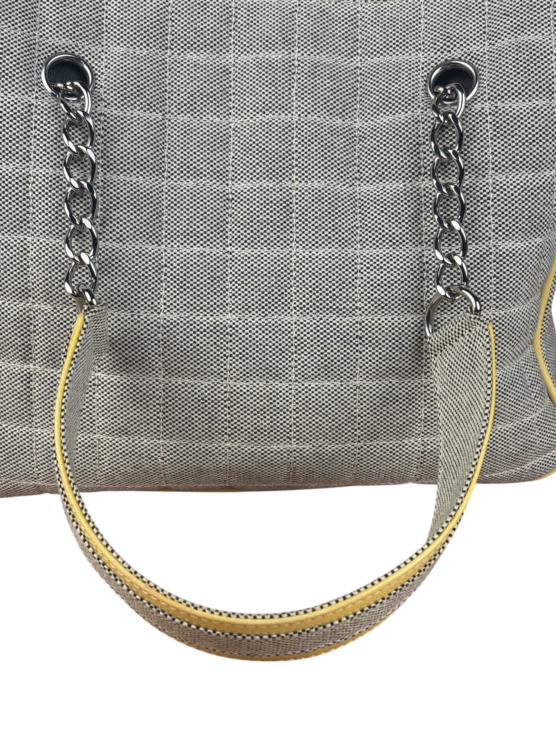 Chanel Camellia NO5 Flower Chain Tote Bag 2005
