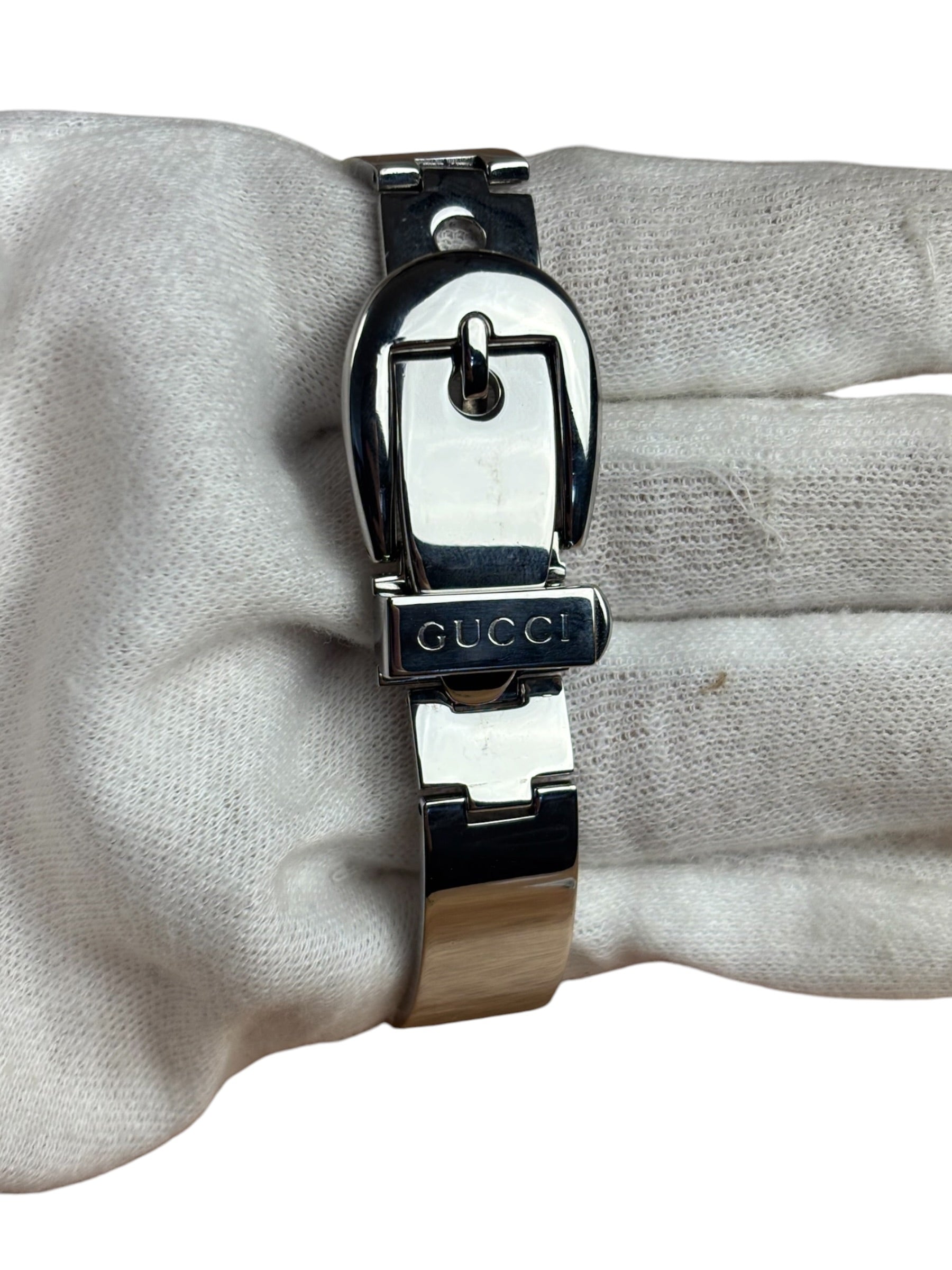 Gucci Vintage Black Dial Choker/Round Bangle Watch 6700L