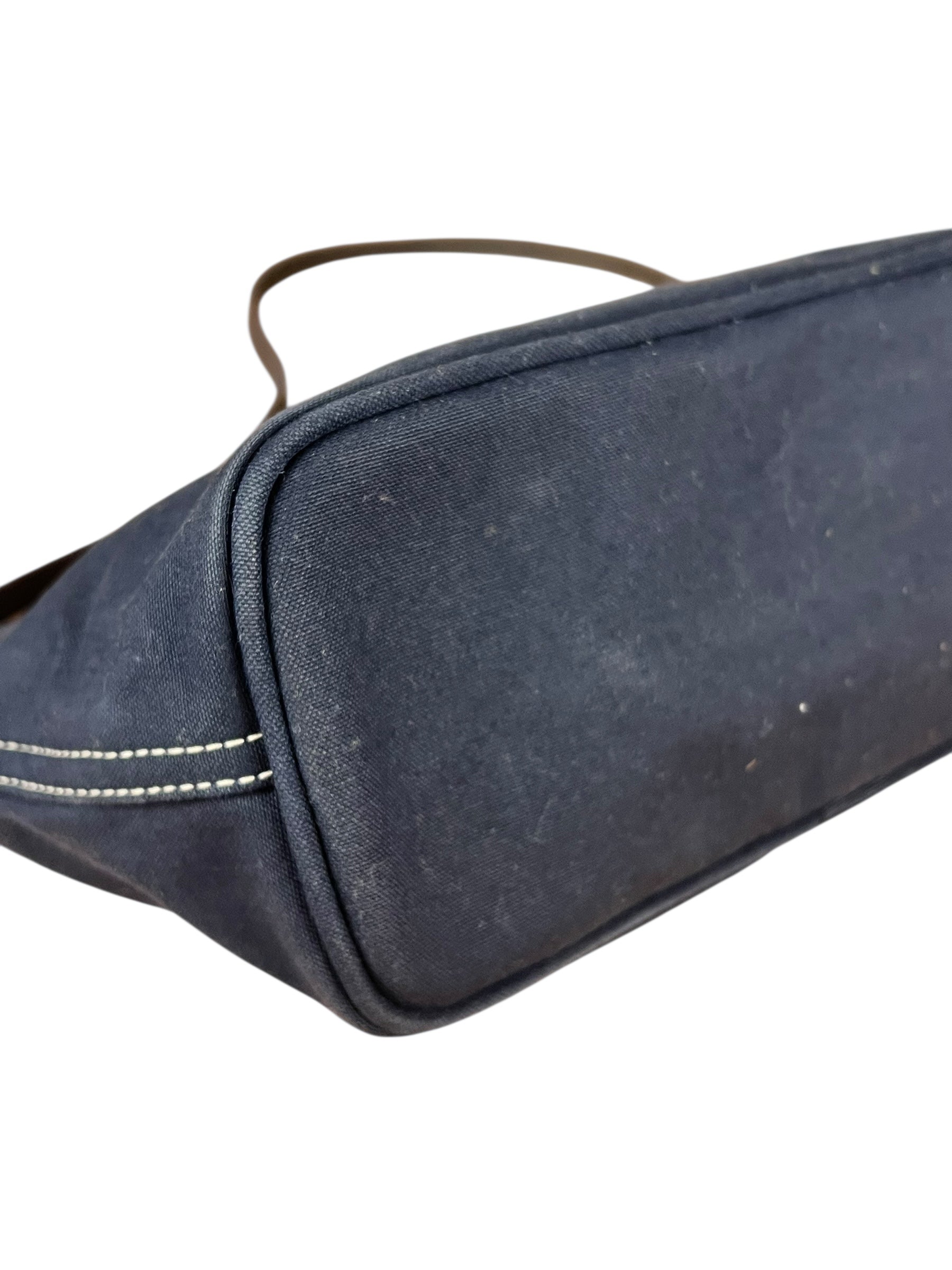 Fendi Vintage Navy Wave Buckle Pochette