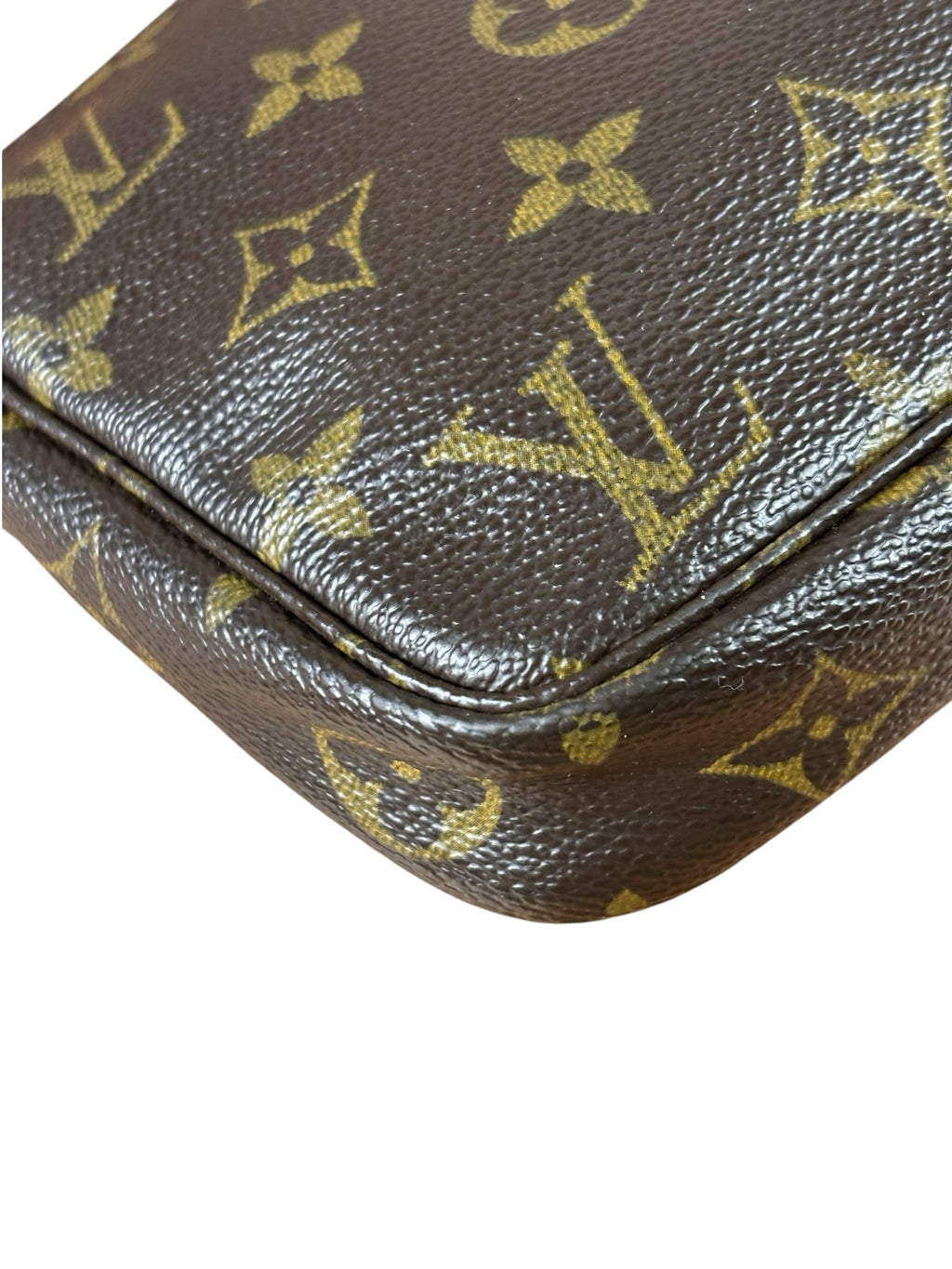 Louis Vuitton Monogram Pochette