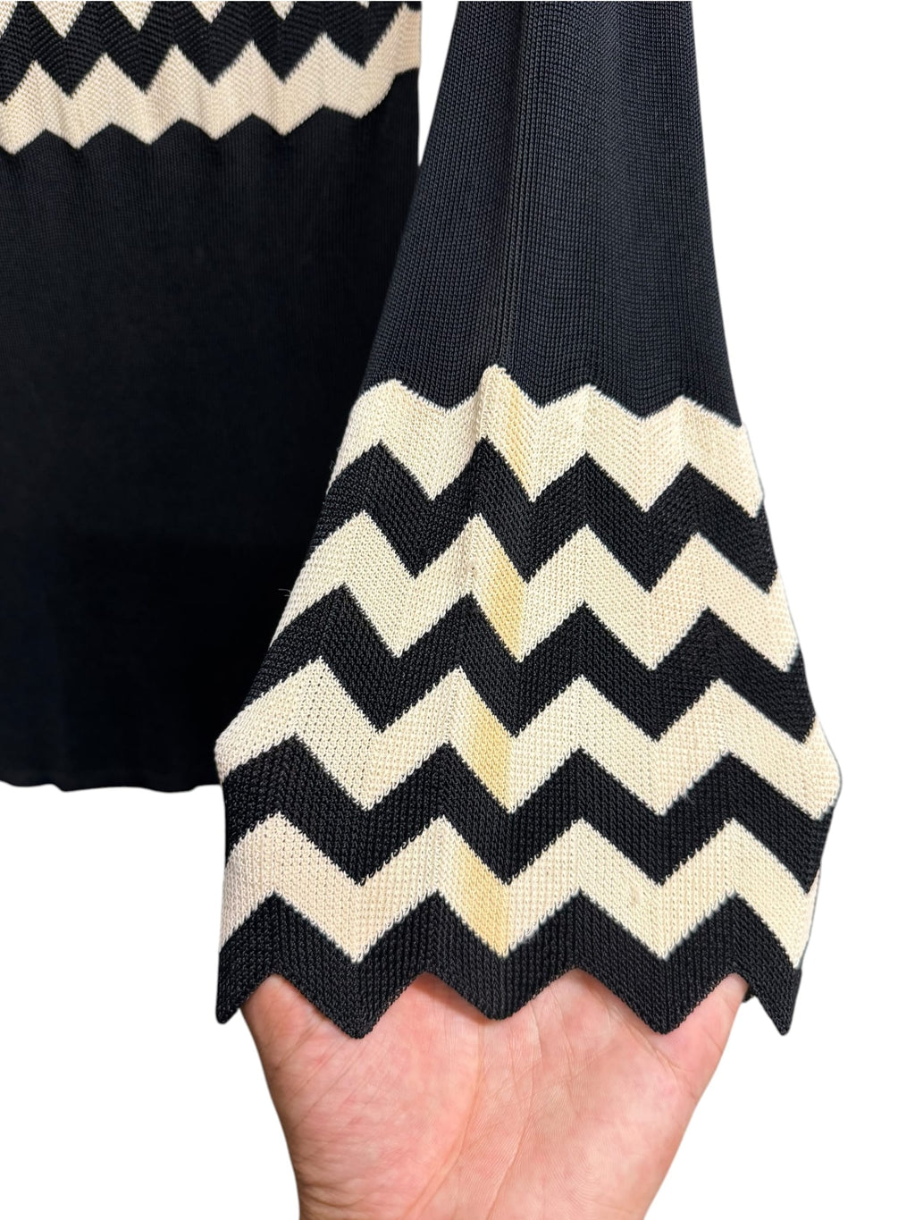 90s Fendi Black/White Wavy Stripe Knitted Shirt