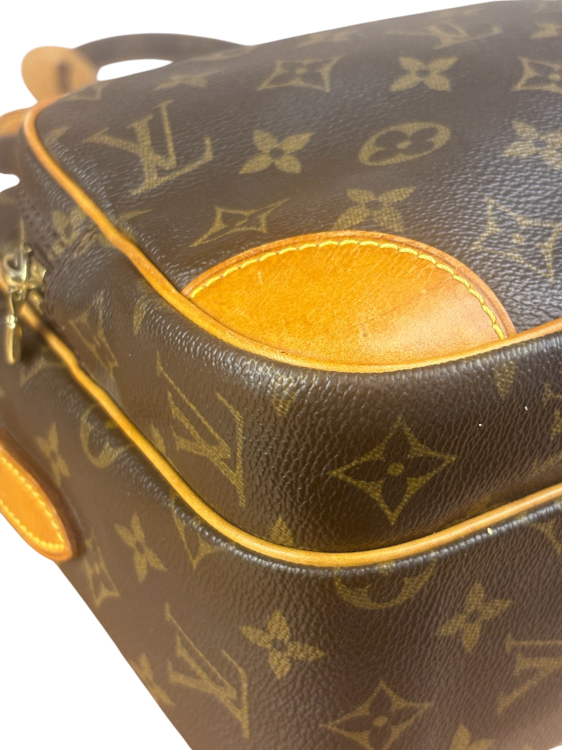 Louis Vuitton Vintage Monogram Nile Messenger Bag
