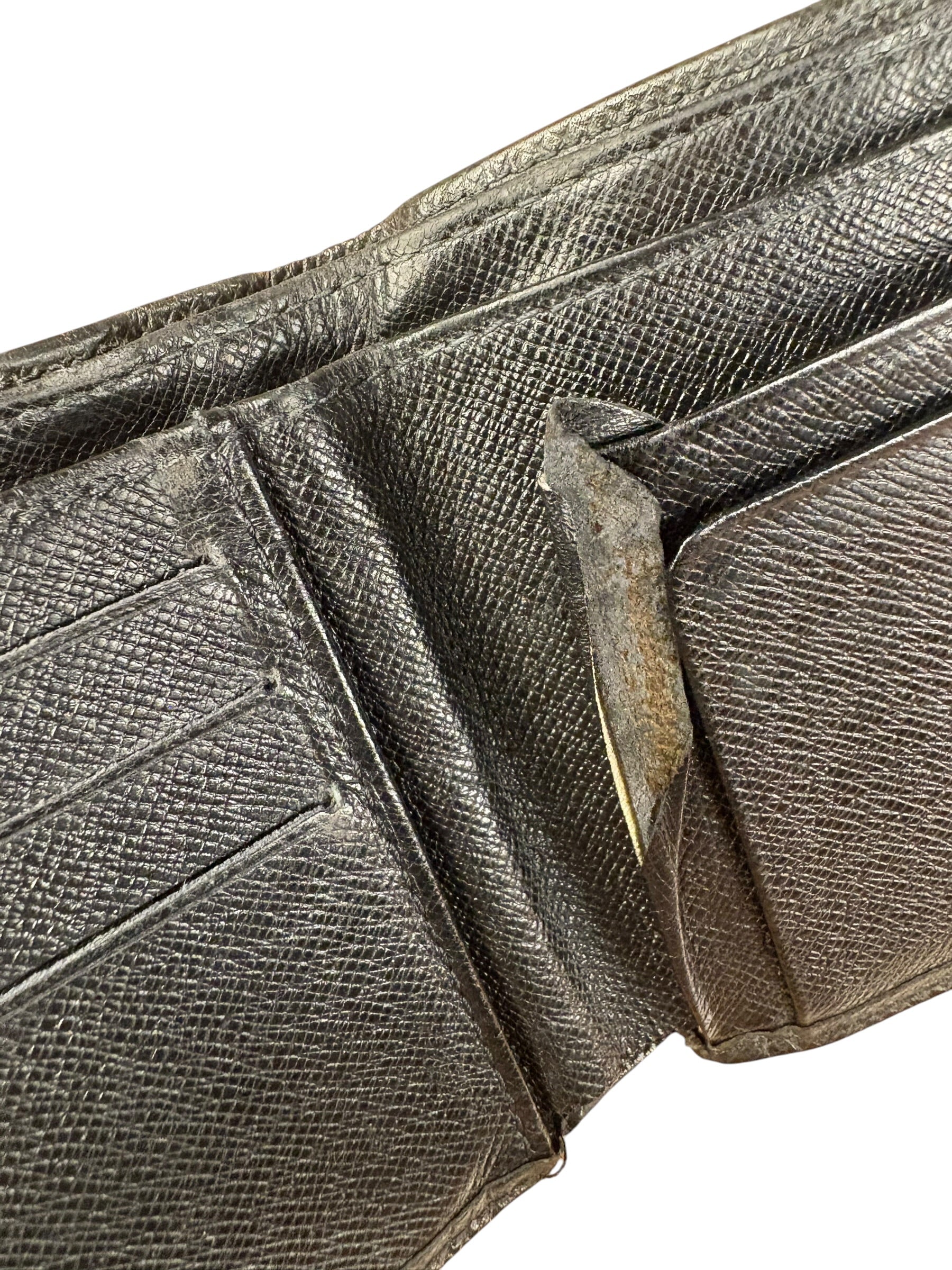 Louis Vuitton Taiga Leather Bifold Wallet