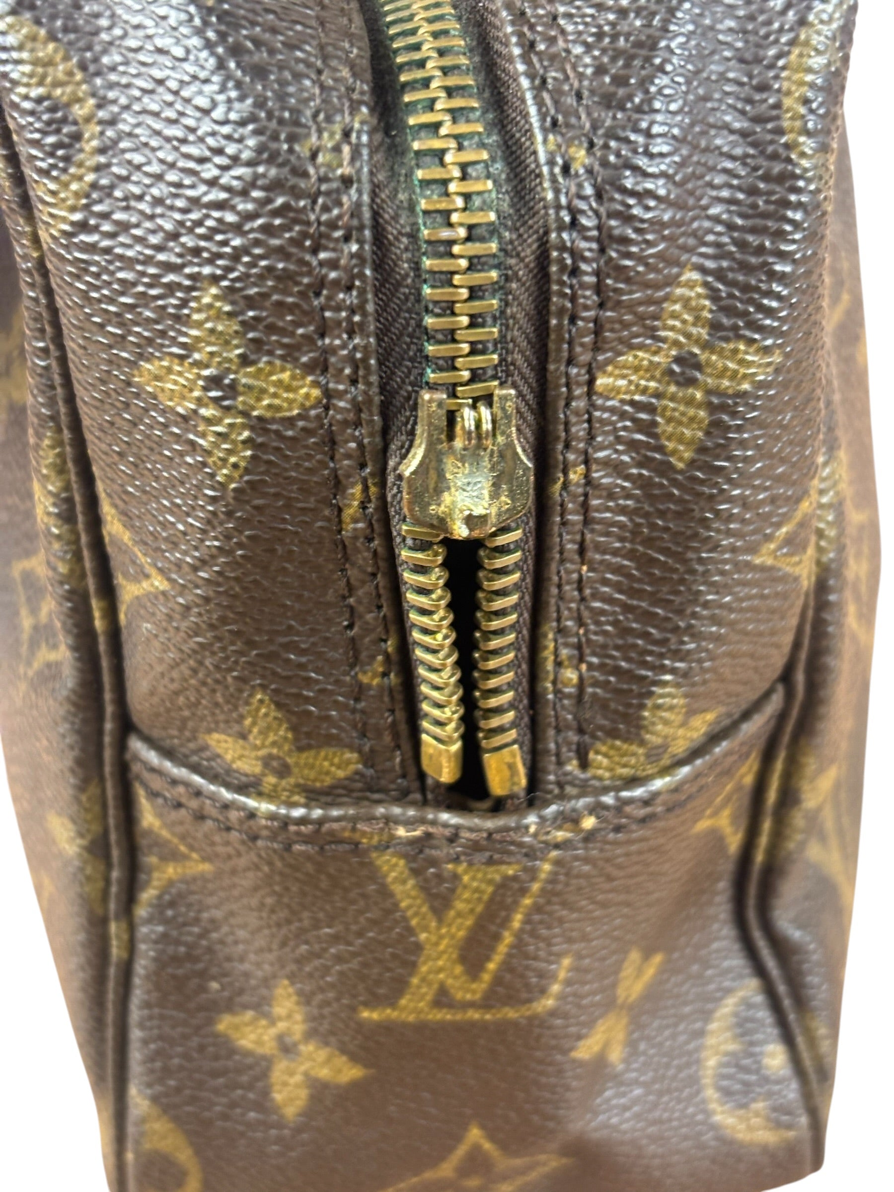 Louis Vuitton Canvas Monogram Trousse Toilette Cosmetic Poch 28