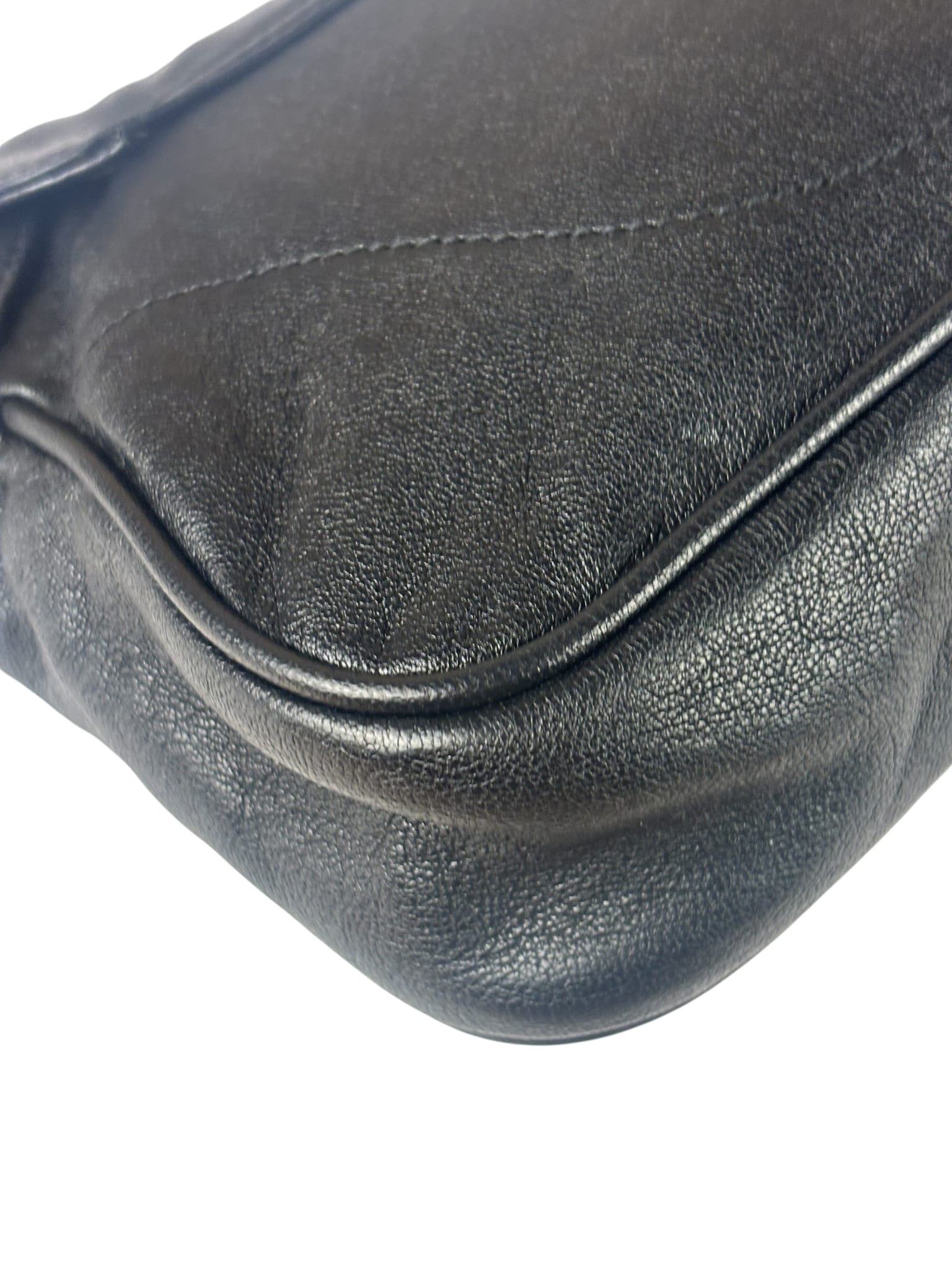 Gucci Black Leather Aphrodite GG Emblem Flap Bag
