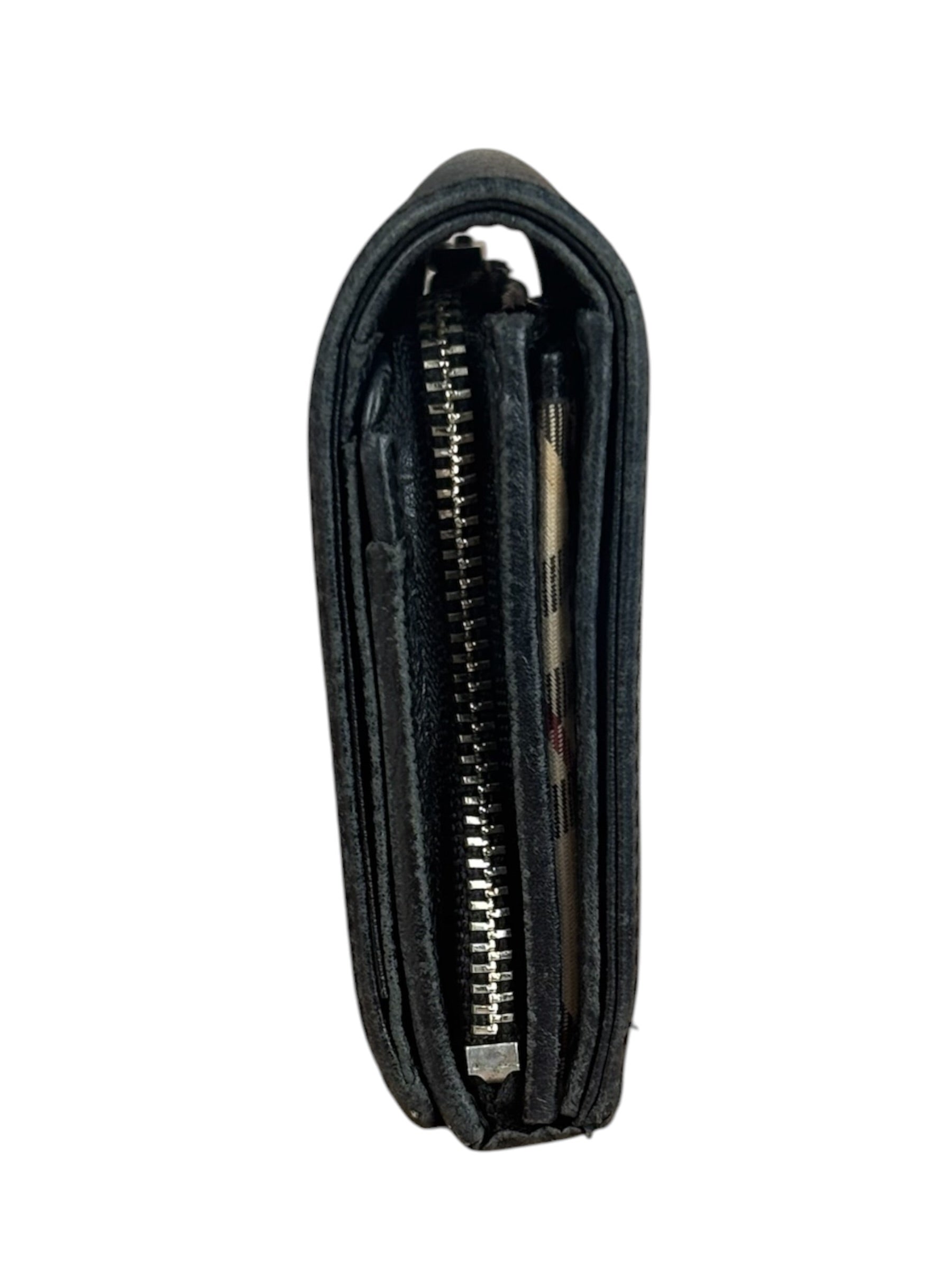 Burberry Black Leather Pebbled Folding Coin/Card Holder