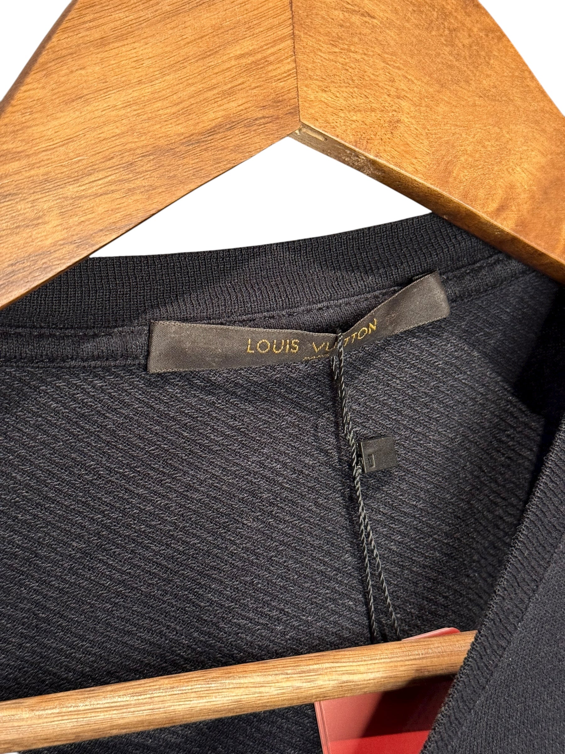 Louis Vuitton V Short Sleeve Top