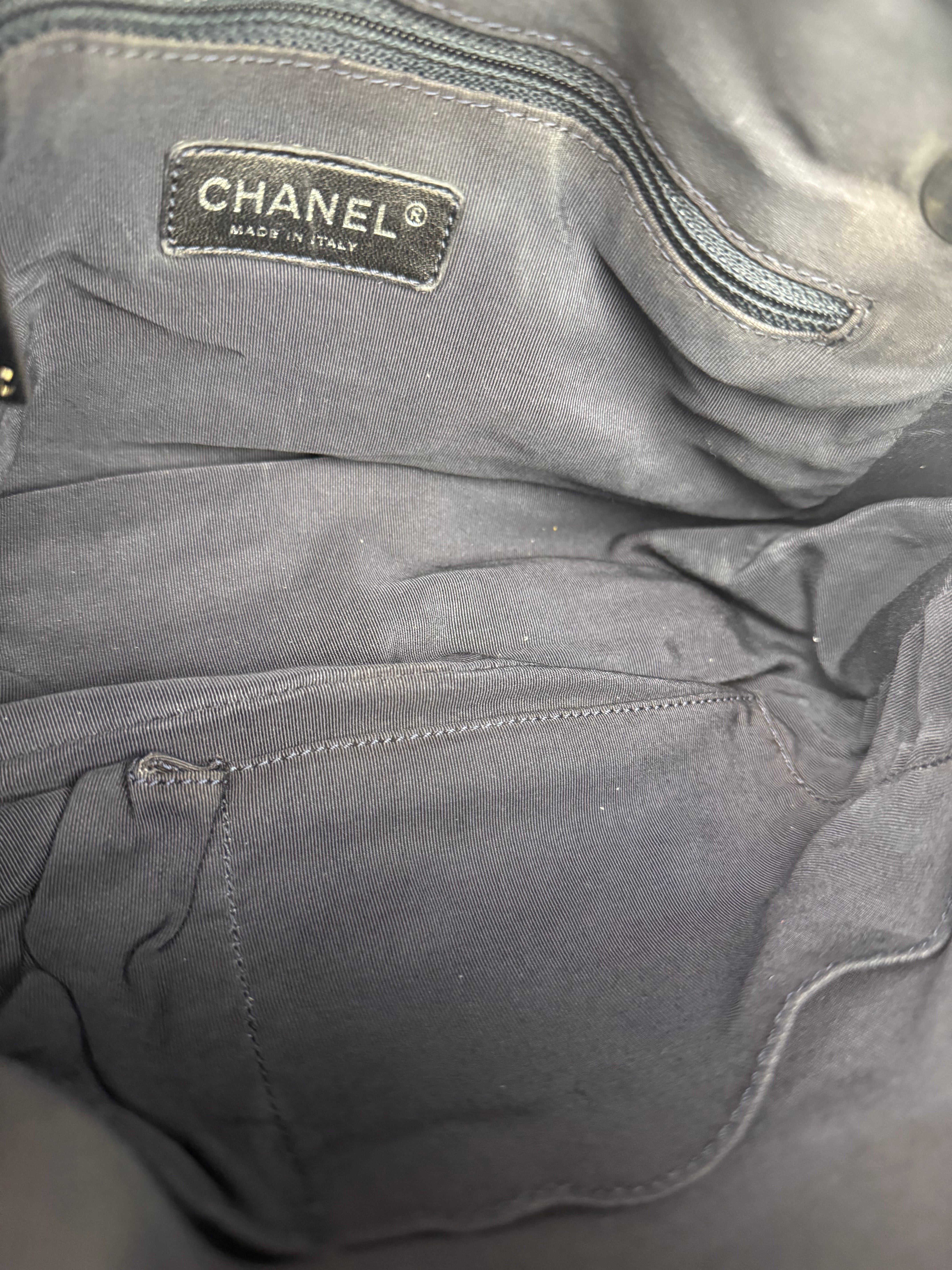 Chanel Grey/Black Quilted Nylon Bubble Shoulder Bag 2009
