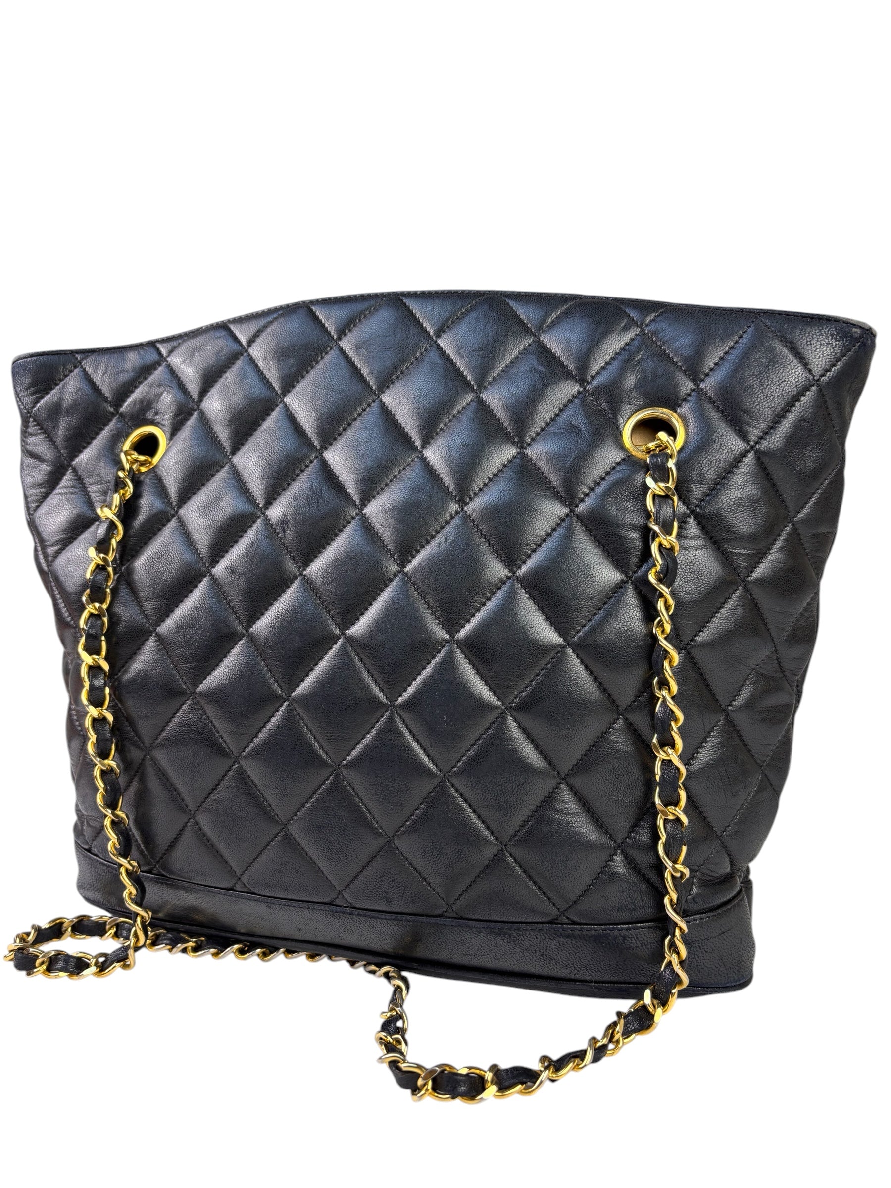 Chanel Vintage Black Quilted Lambskin Chain Shoulder Bag 1989