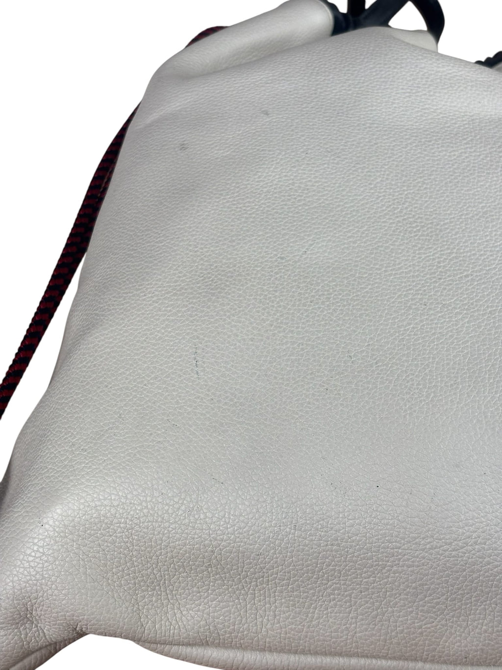 Gucci White/Black Leather Logo Drawstring Backpack
