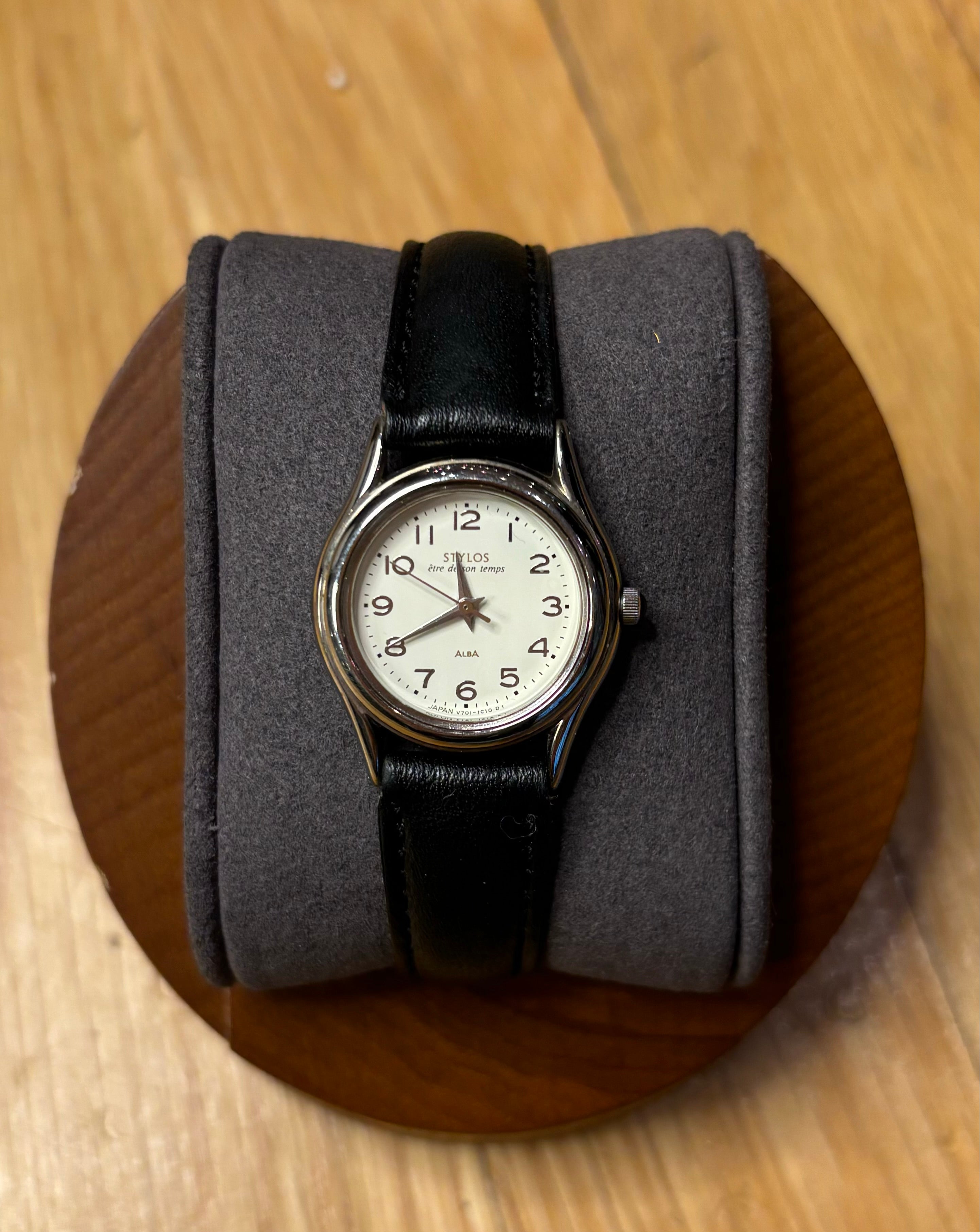 Alba Styla White Dial Black Leather Strao