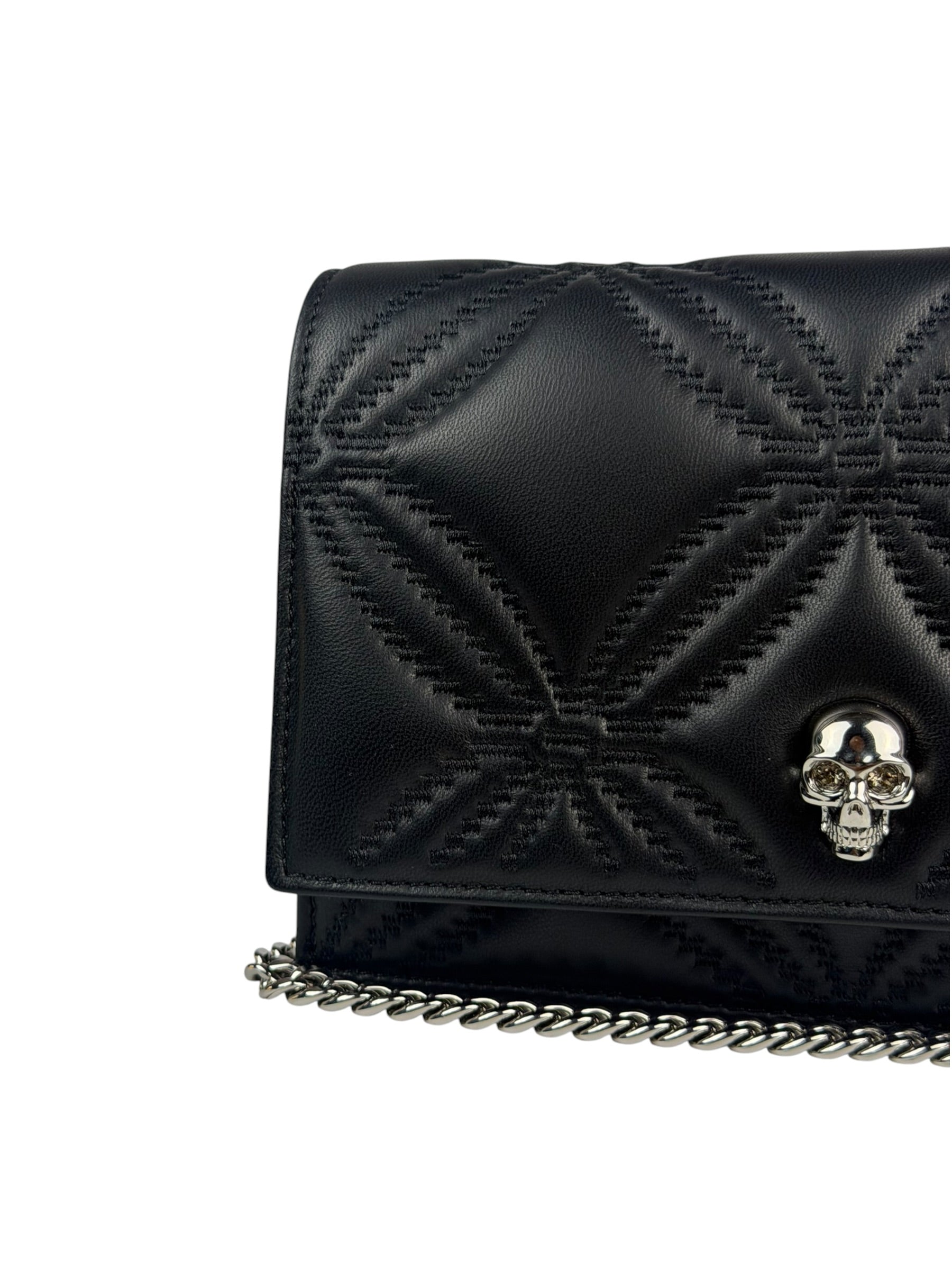 Alexander McQueen Black Leather Medium Skull Shoulder Bag
