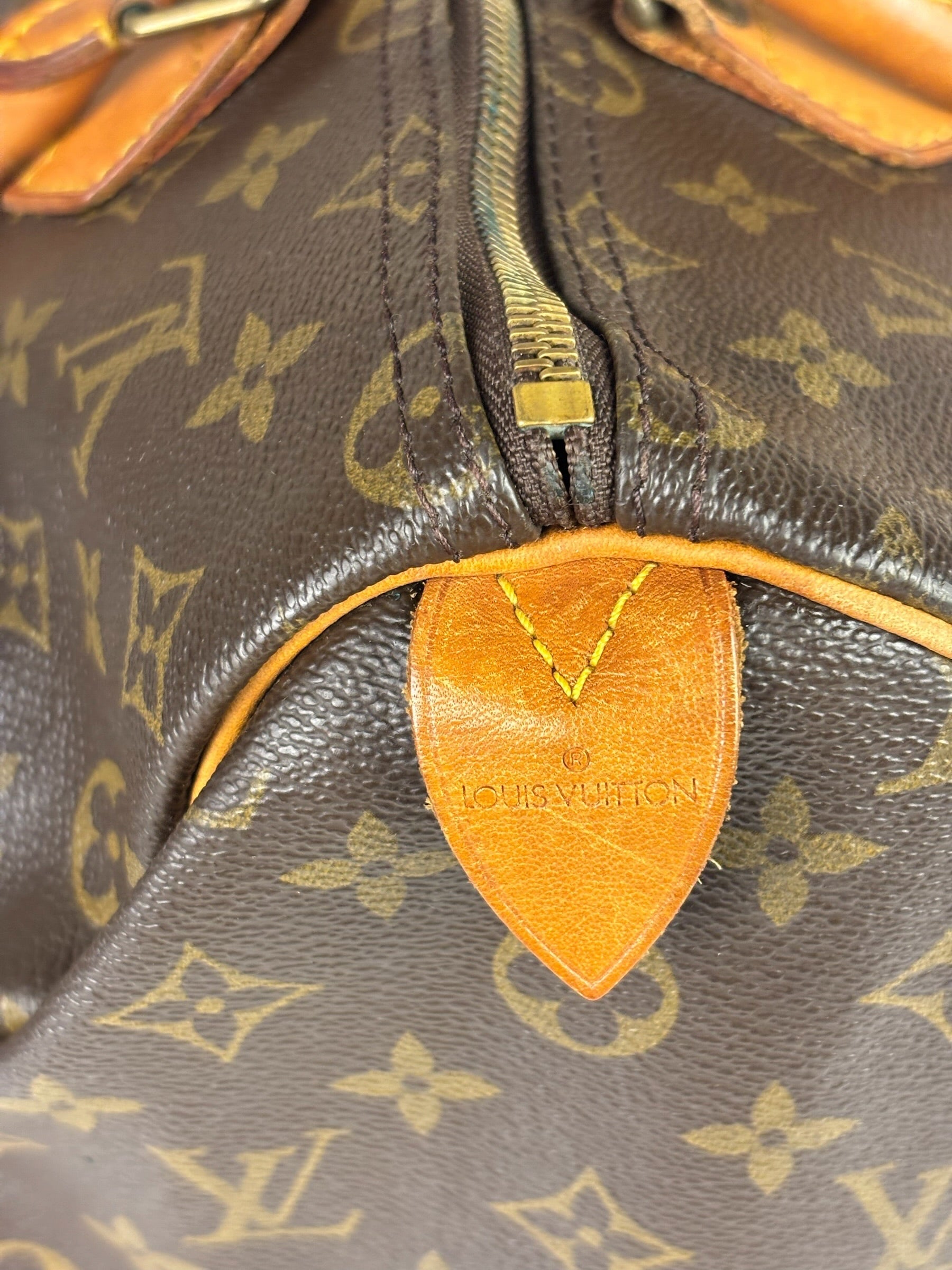Louis Vuitton Monogram Speedy 35