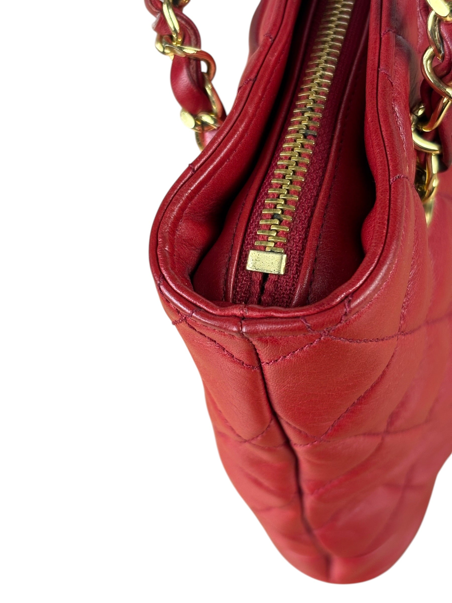 Chanel Vintage Red Quilted Lambskin Shoulder Bag 1989