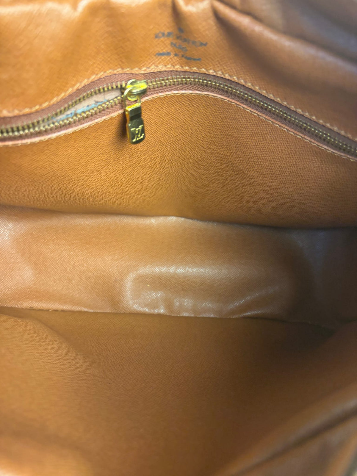 Louis Vuitton Monogram Boulogne 30 Shoulder Bag