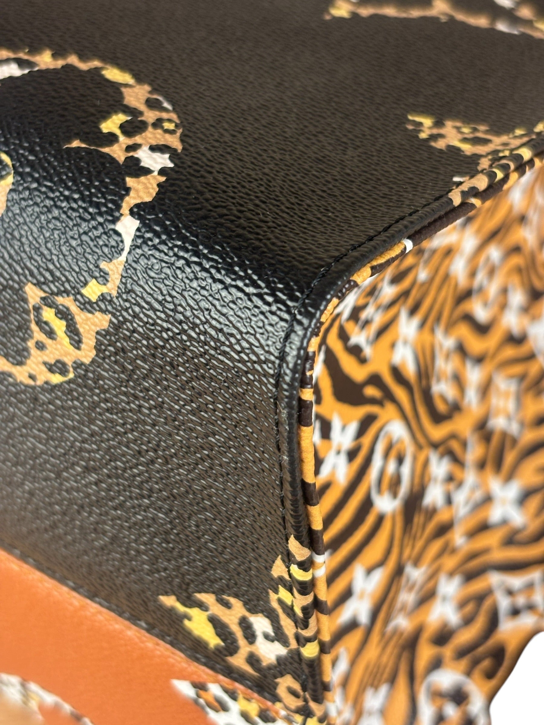 Louis Vuitton Jungle Monogram OnTheGo GM Tote