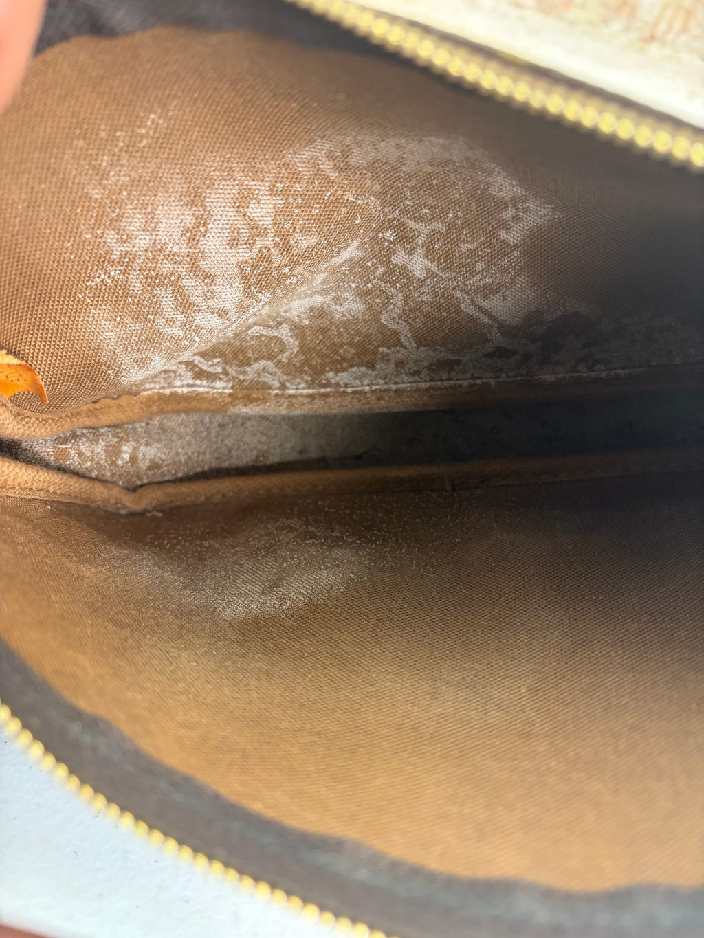 Louis Vuitton Monogram Pochette