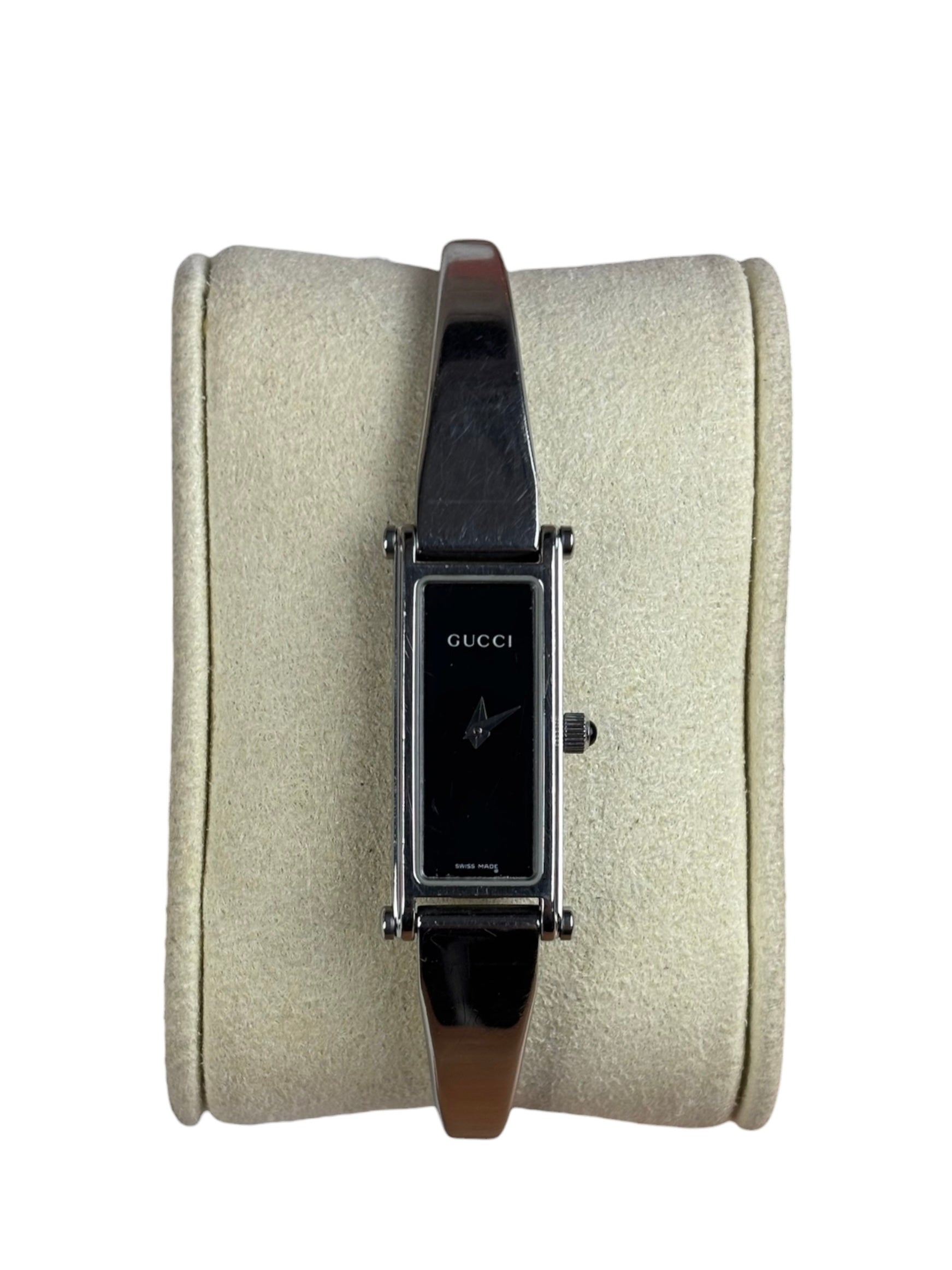 Gucci Vintage Black Dial Bangle Watch 1500L