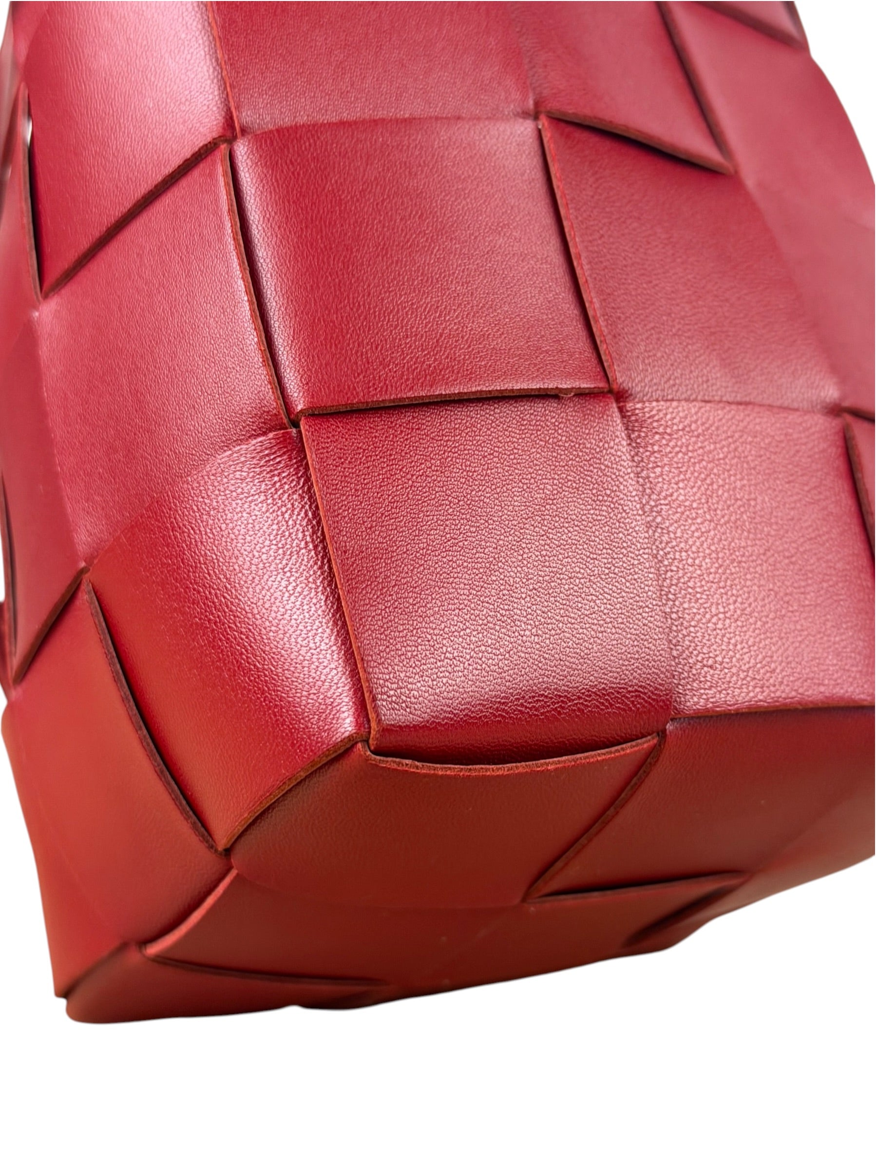 Bottega Veneta Red Leather Cassestte Maxi Intrecciato Bucket Bag