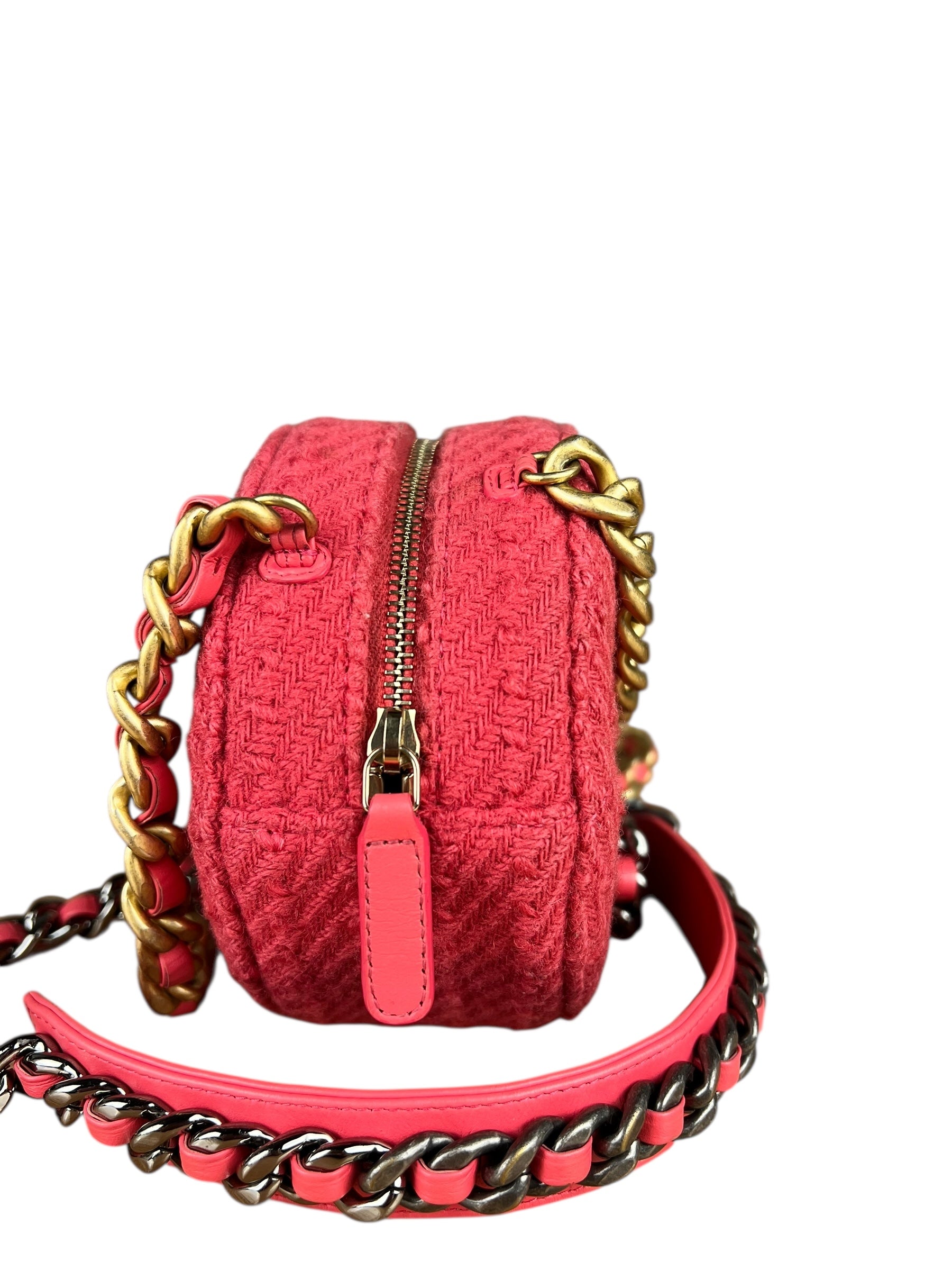 Chanel 19 Round Pink Tweed Chain Shoulder Bag