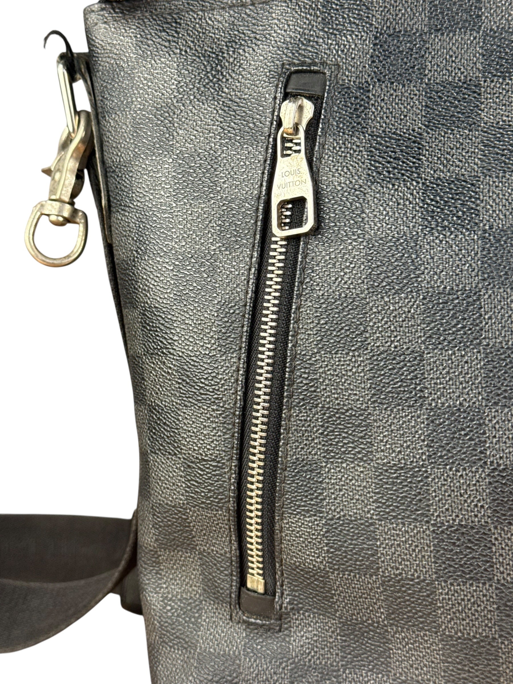 Louis Vuitton Noir Damier Mick Messanger Bag