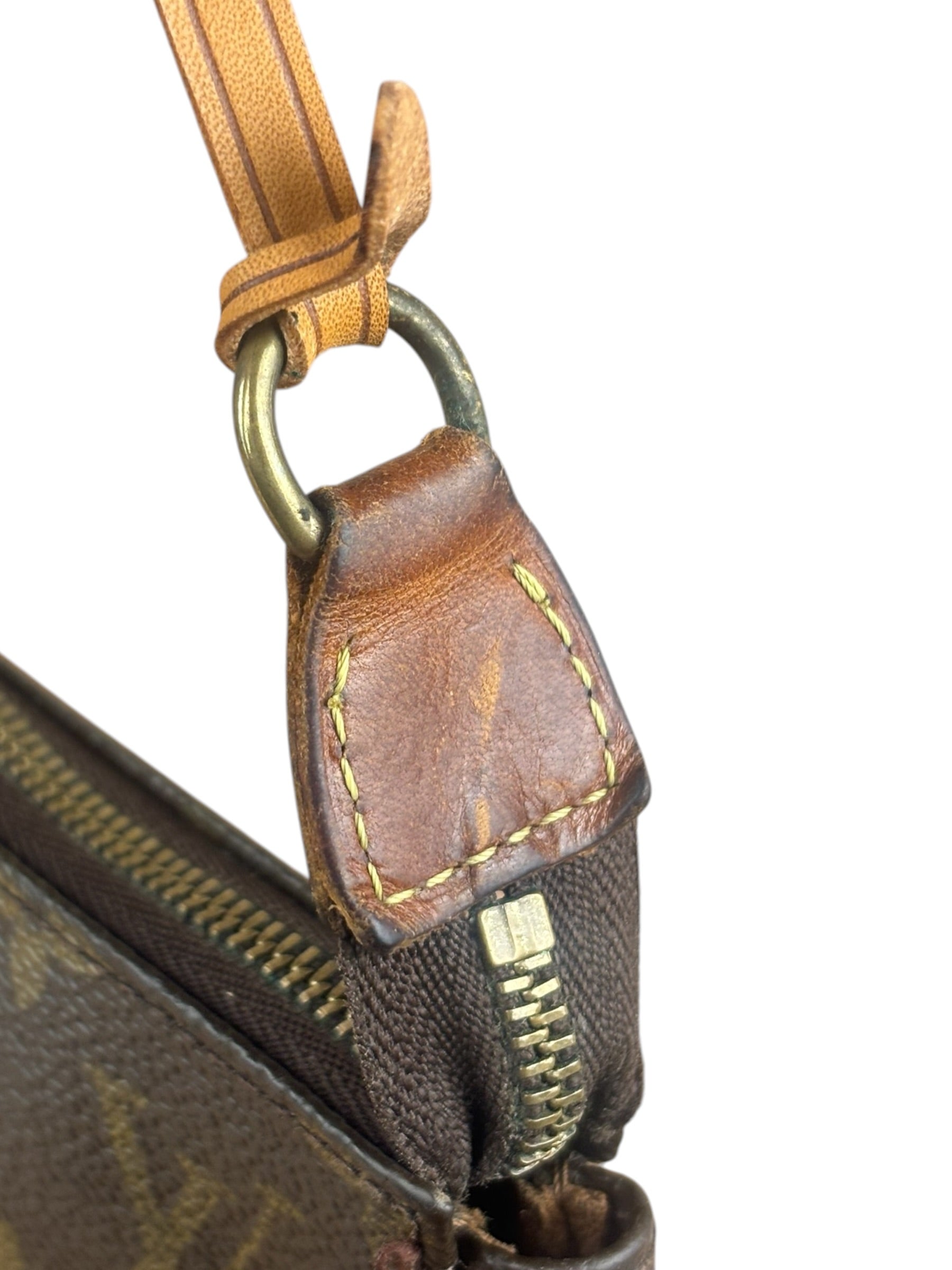 Louis Vuitton Vintage Monogram Pochette