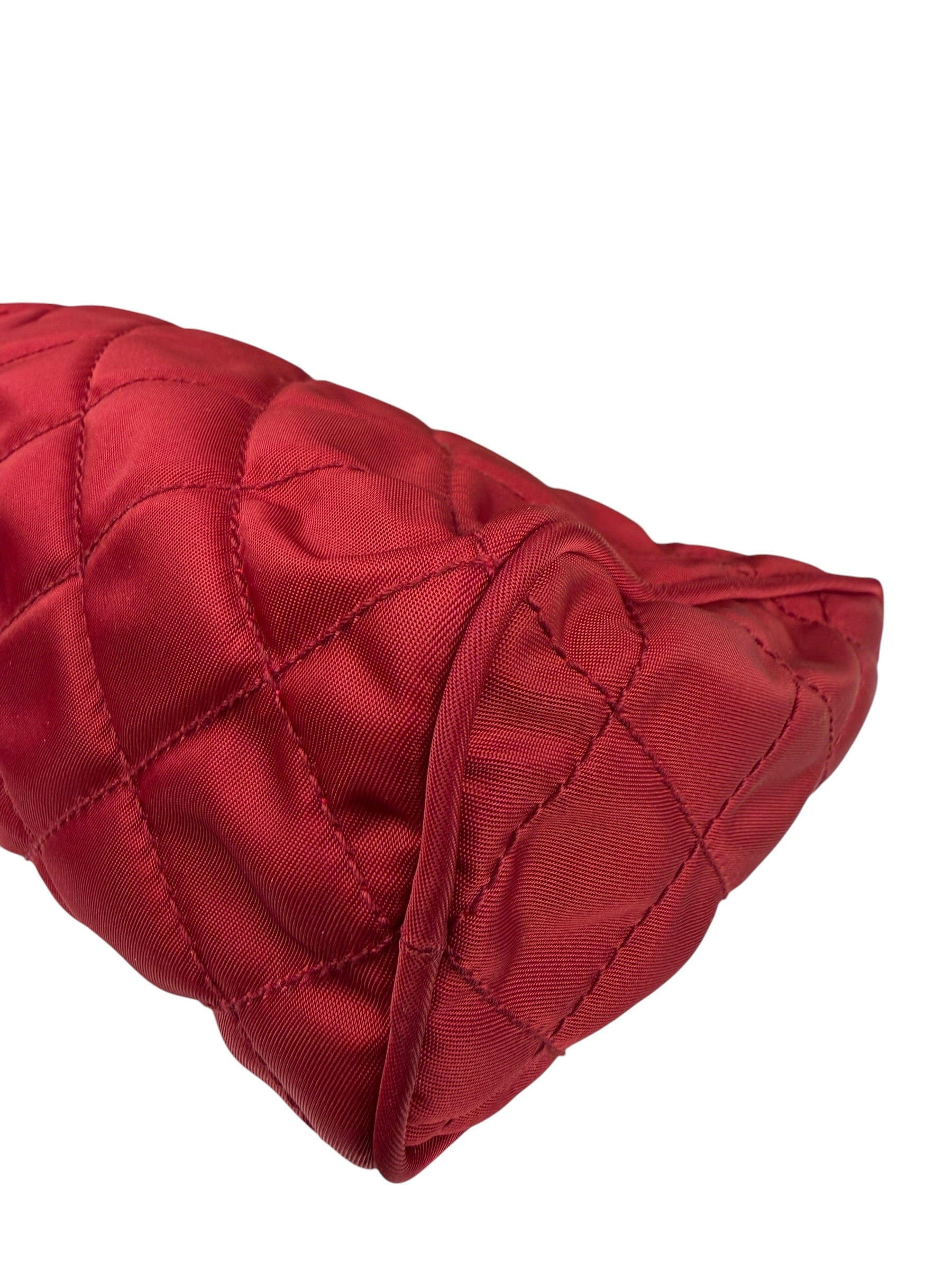 Prada Vintage Red Quilted Nylon Pouch MV599