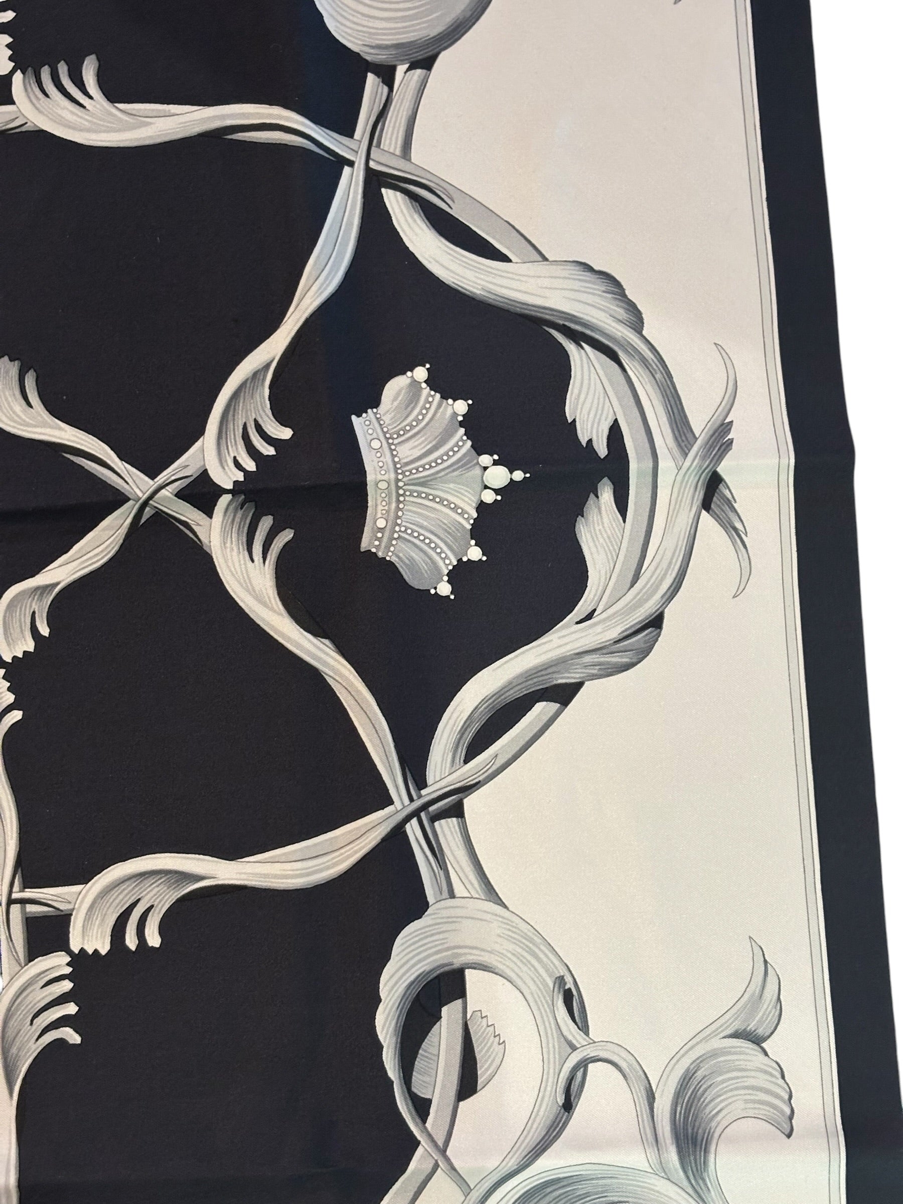 Hermes Couronnes Crown Carre 90 Silk Scarf