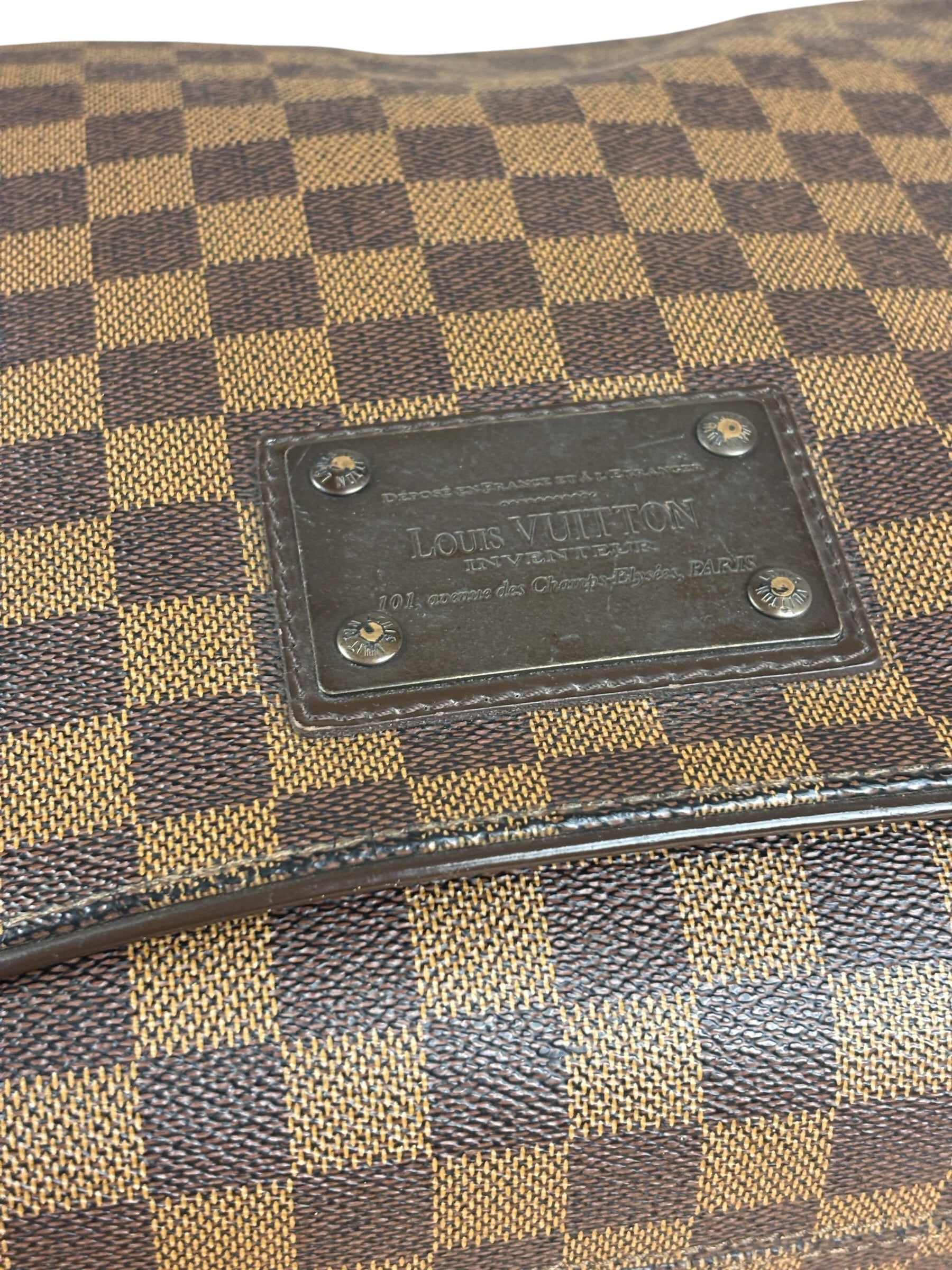 Louis Vuitton Damier Ebene Messenger Shoulder Bag