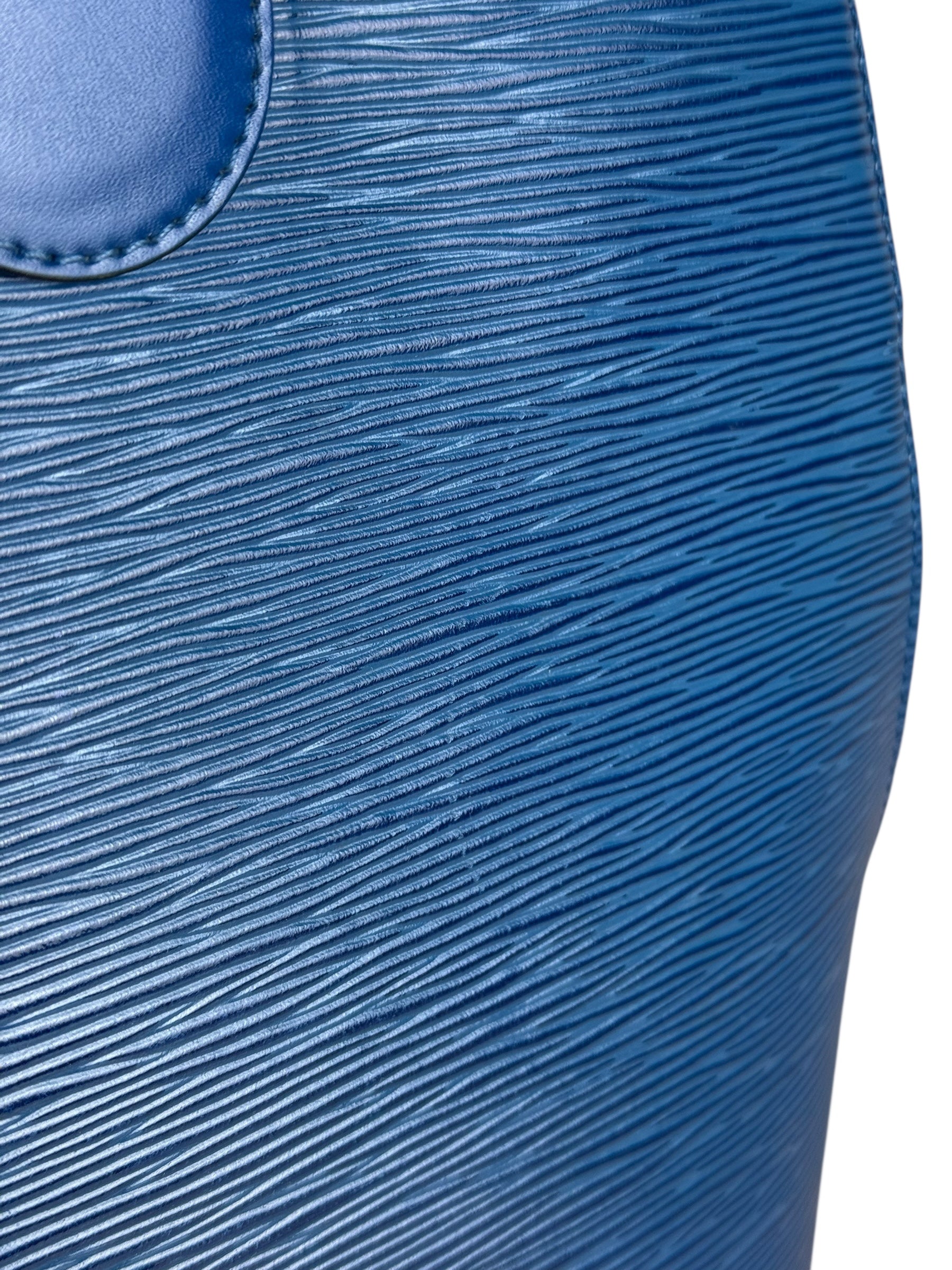 Louis Vuitton Epi Cluny Shoulder Bag