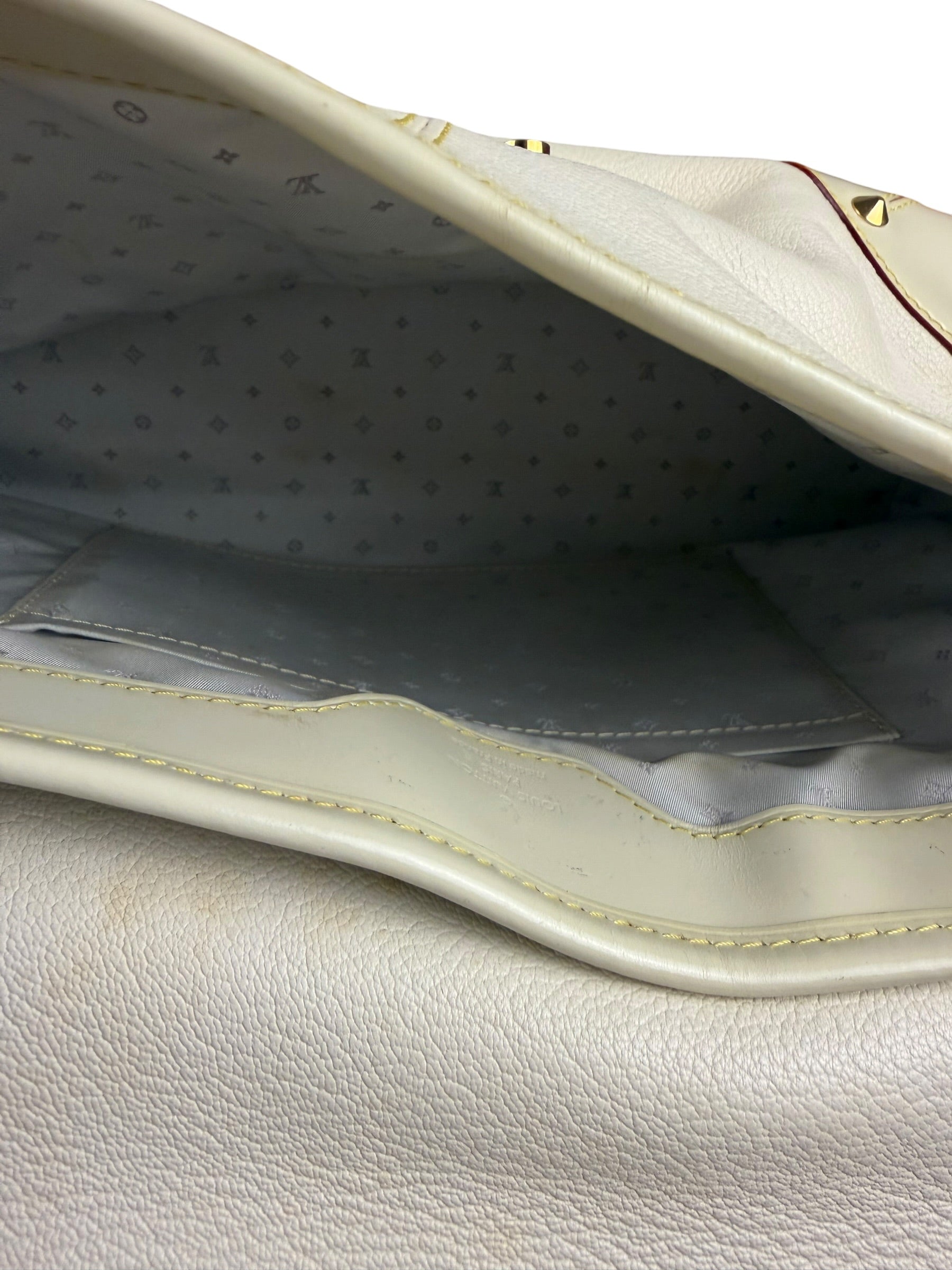 Louis Vuitton White Leather Suhali L'Essentiel Shoulder Bag