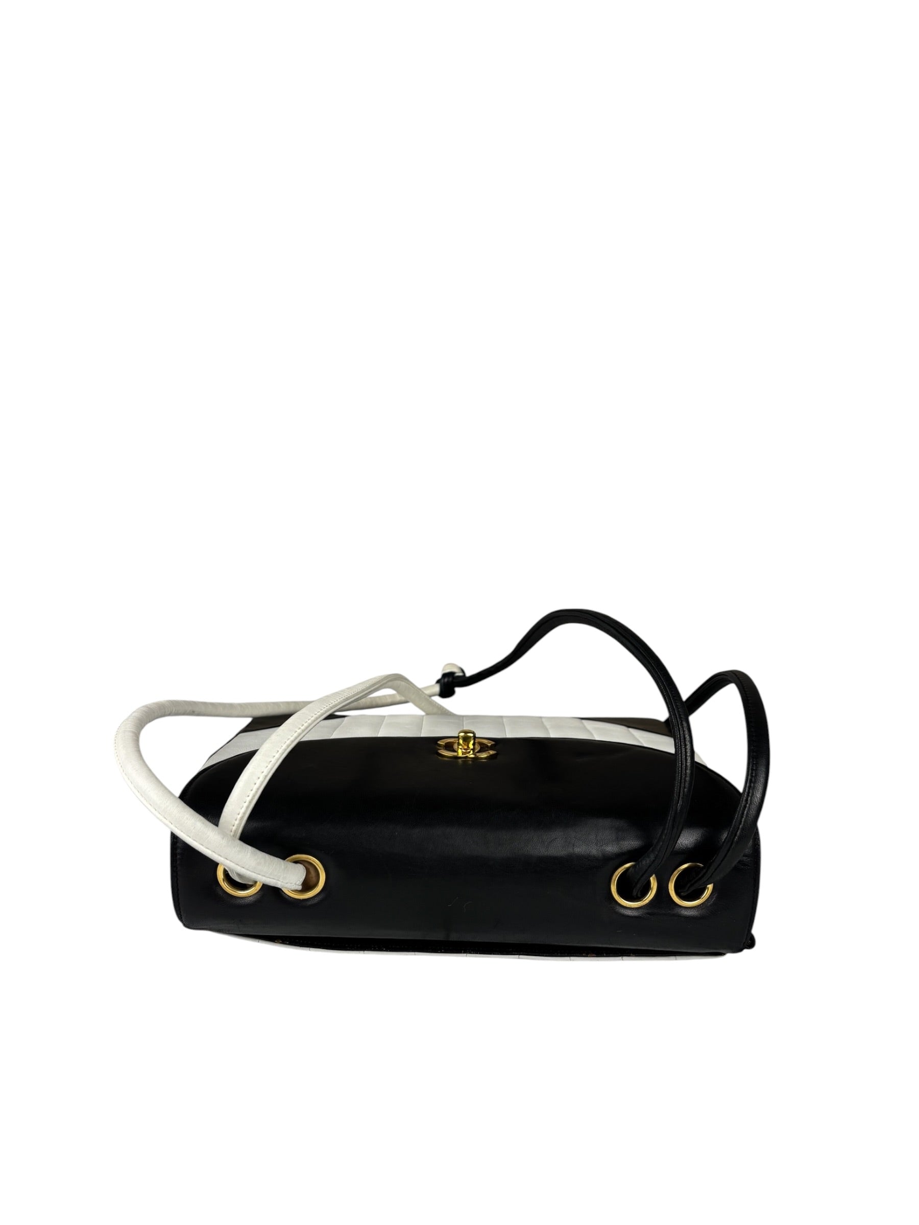Chanel Black/White Leather Shoulder/Tote Bag 2017