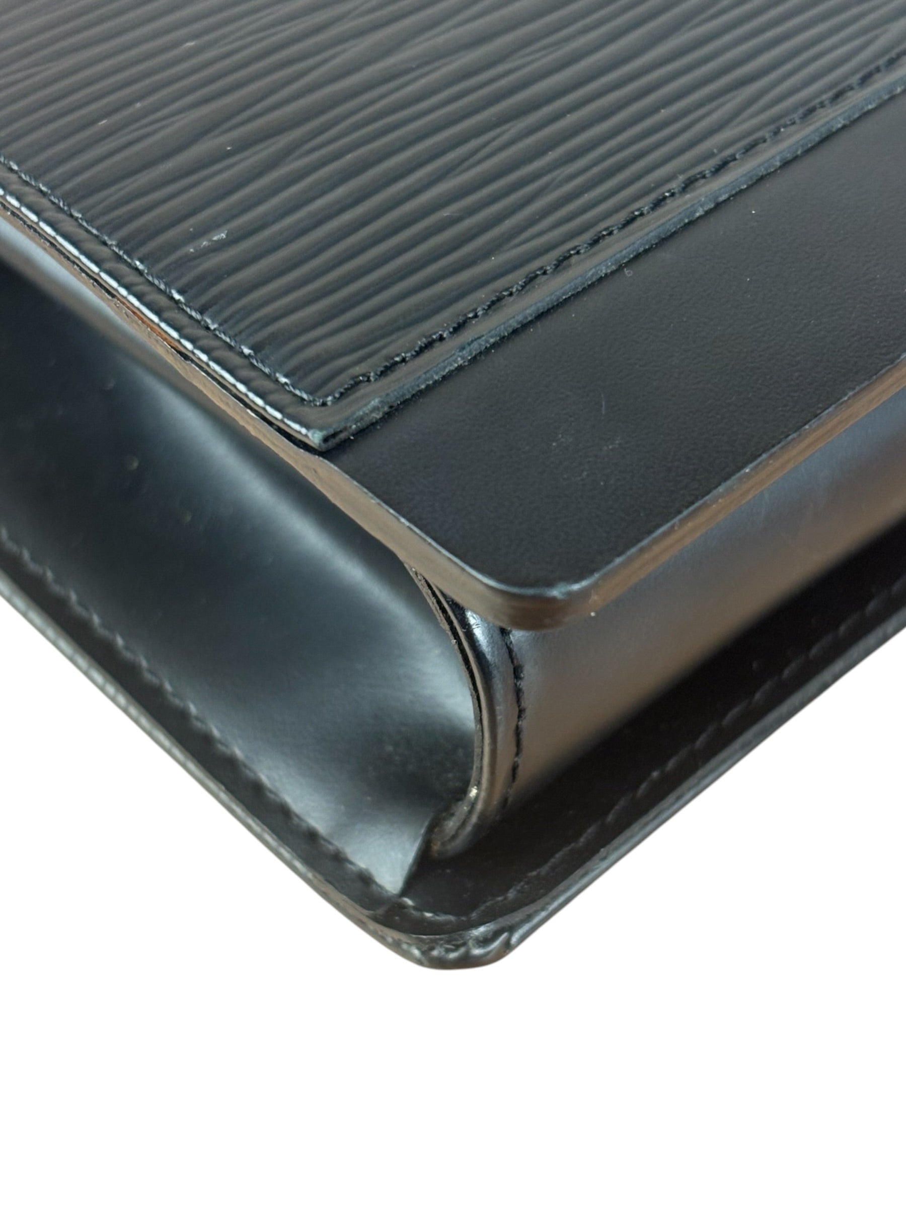 Louis Vuitton Black Epi Honfleur Shoulder Bag
