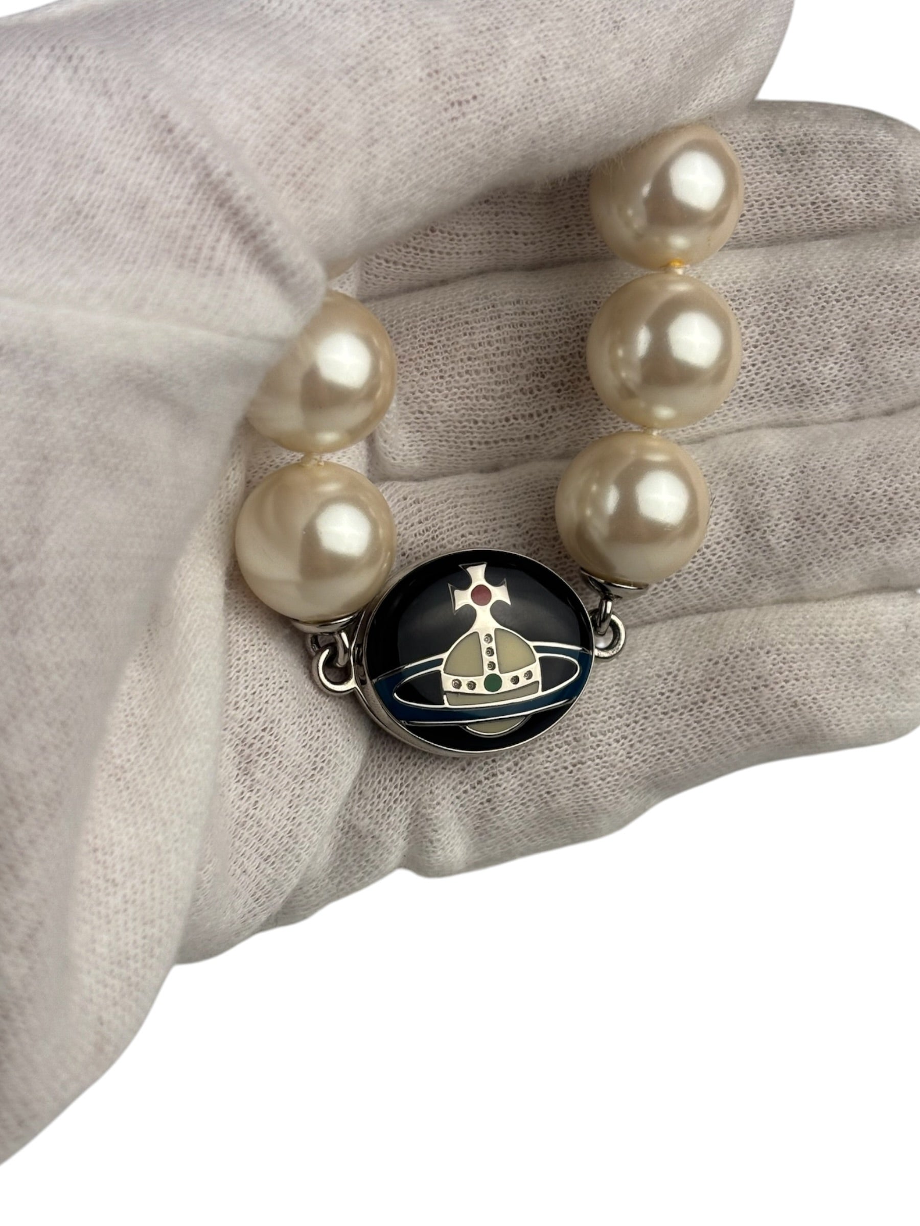 Vivienne Westwood Loelia Pearl Necklace