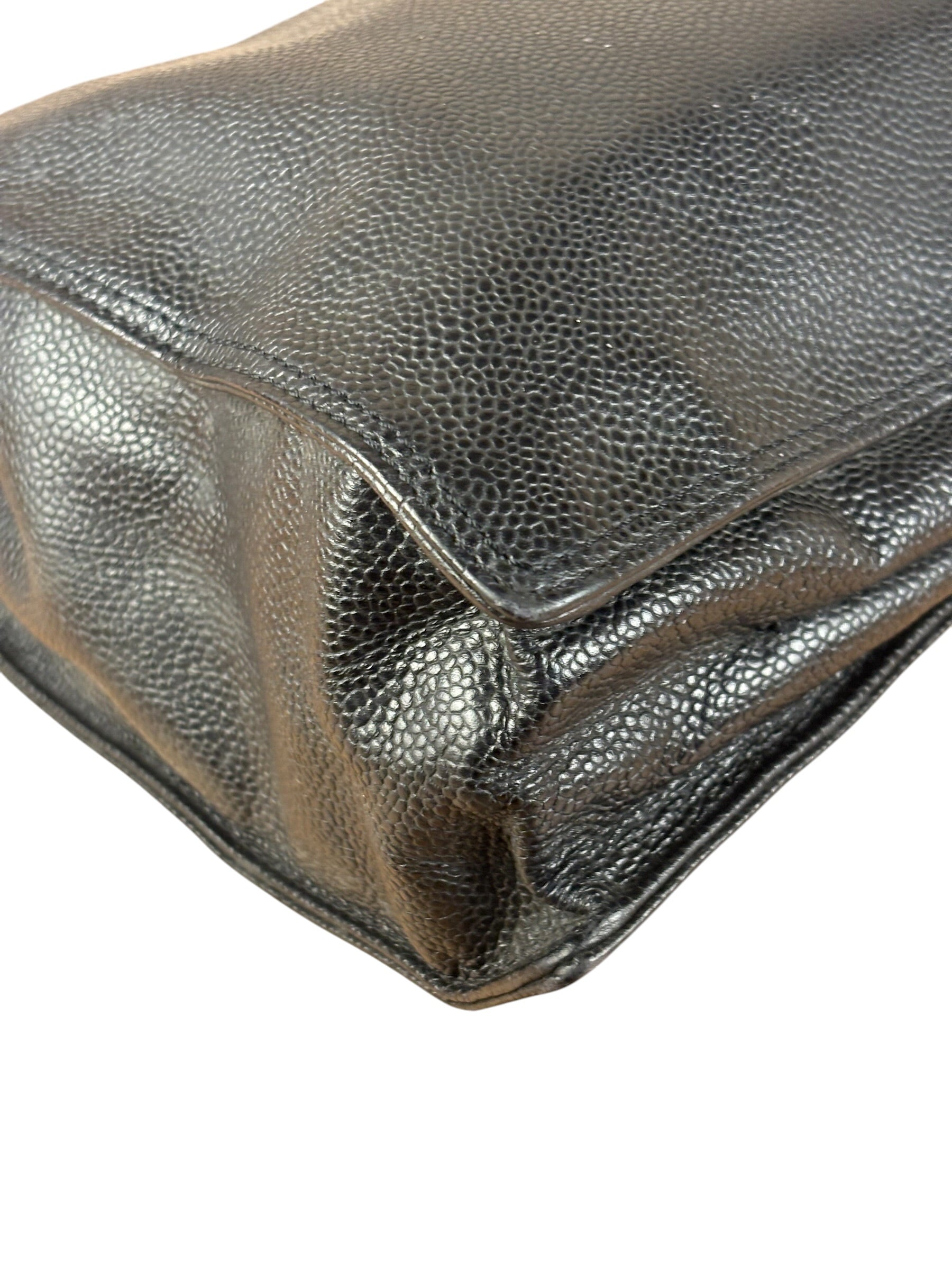 Chanel CC Caviar Wooden Ring Tote 2002