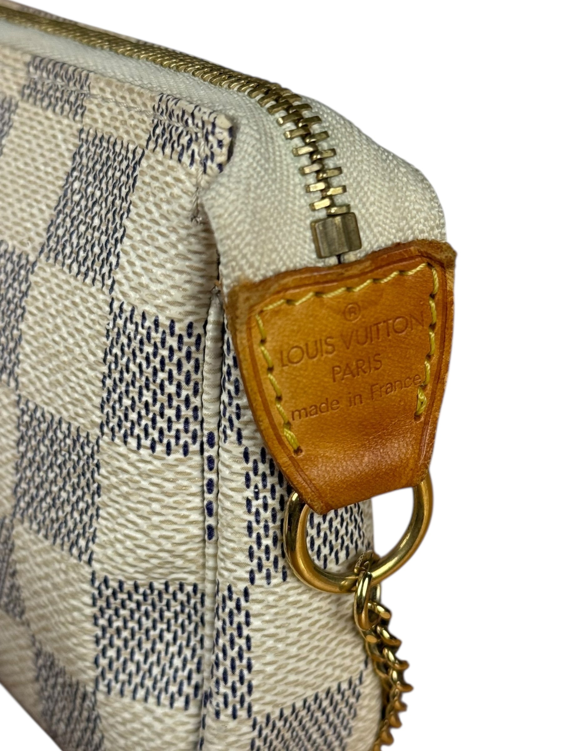 Louis Vuitton Damier Azur Pochette