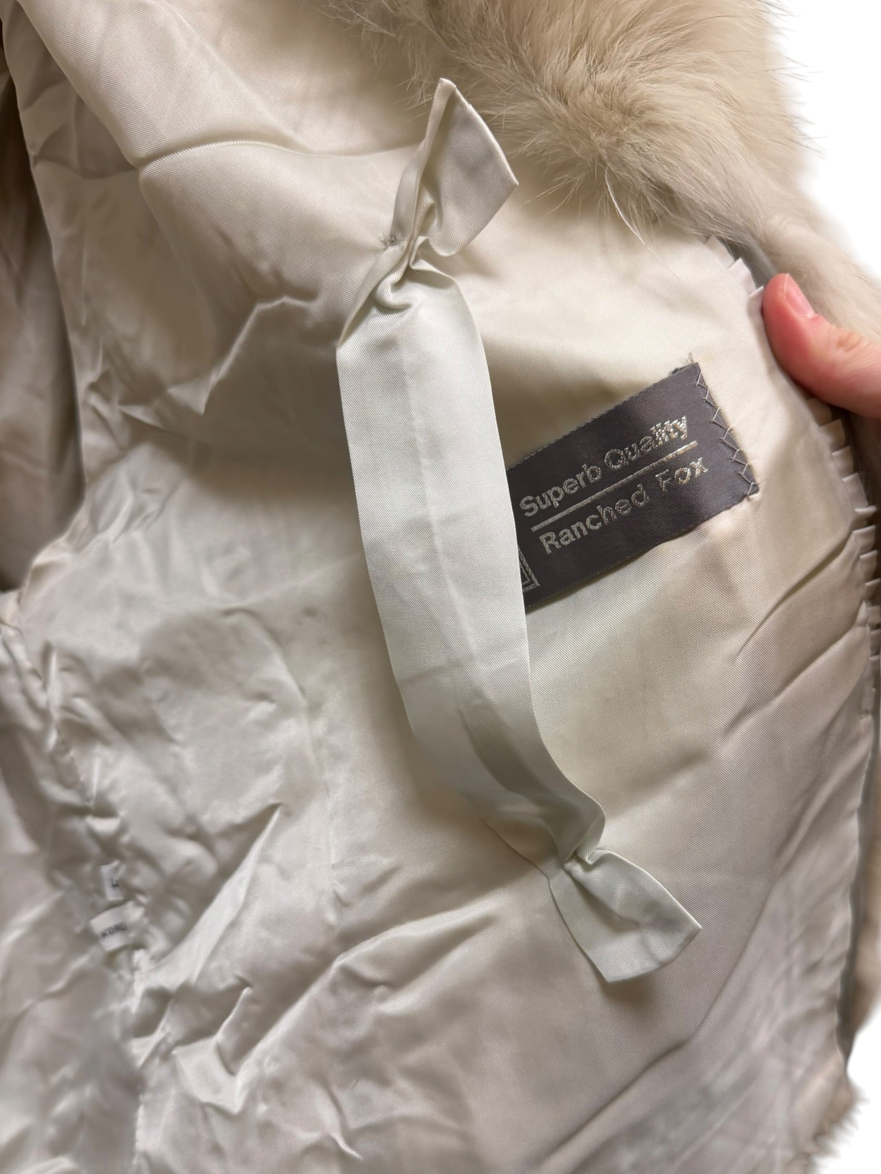 Vintage Saga Ivory/White Fox Fur Coat