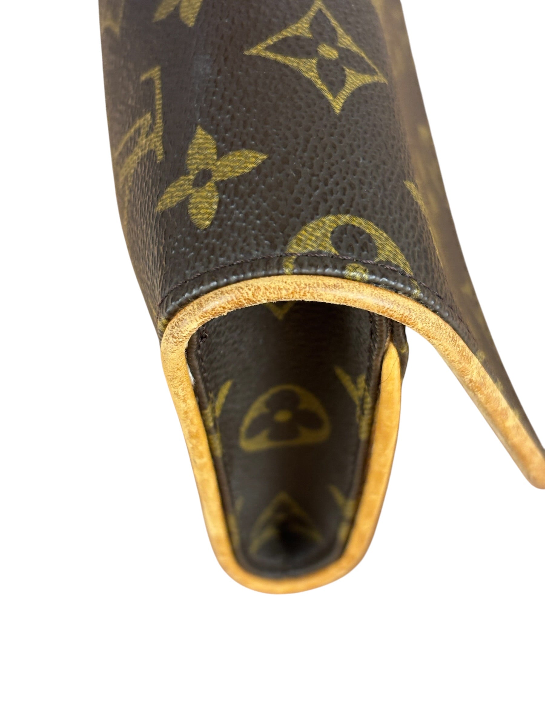 Louis Vuitton Monogram Pochette Twin GM