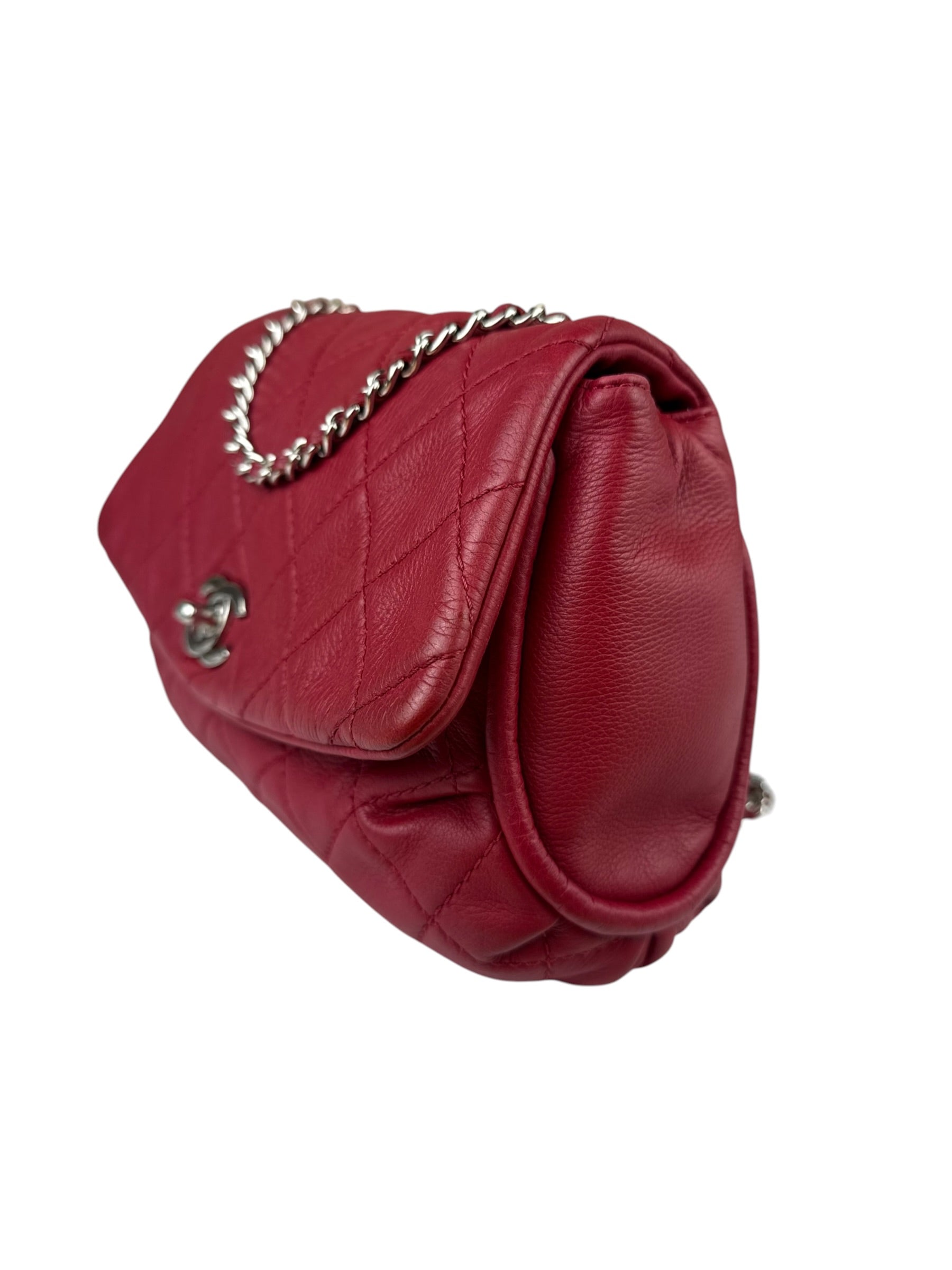 Chanel Red Quilted Leather CC Curvy Flap Bag 2015
