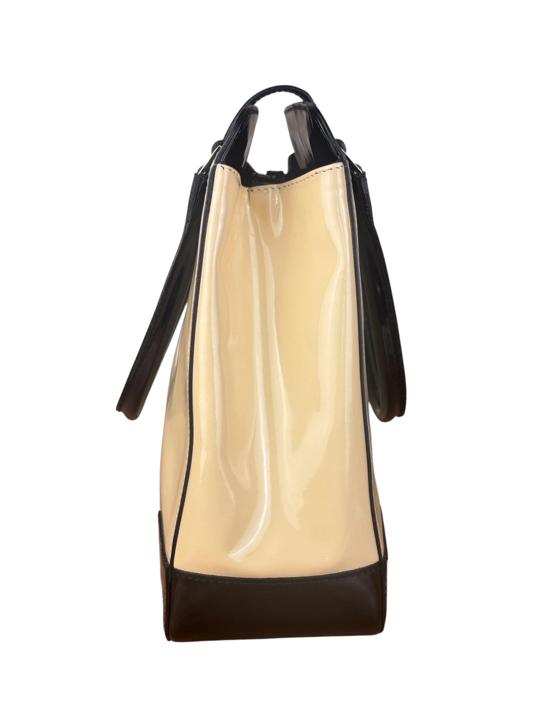 Gucci Cream/Beige Patent Leather Square Hand Bag