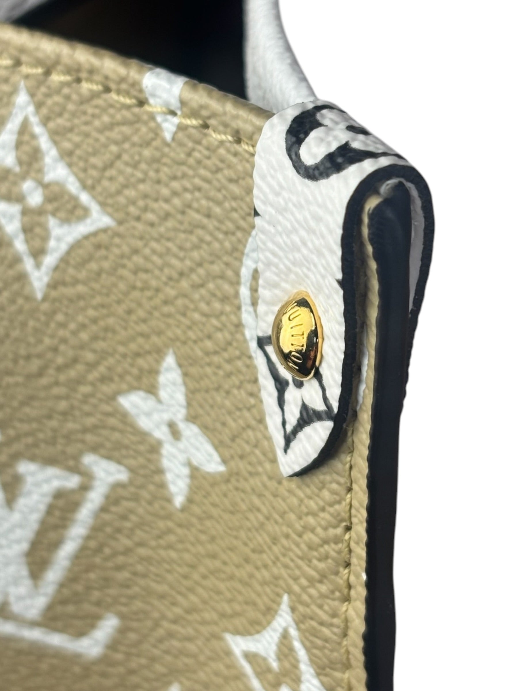 Louis Vuitton Khaki/Green OnTheGo GM Tote