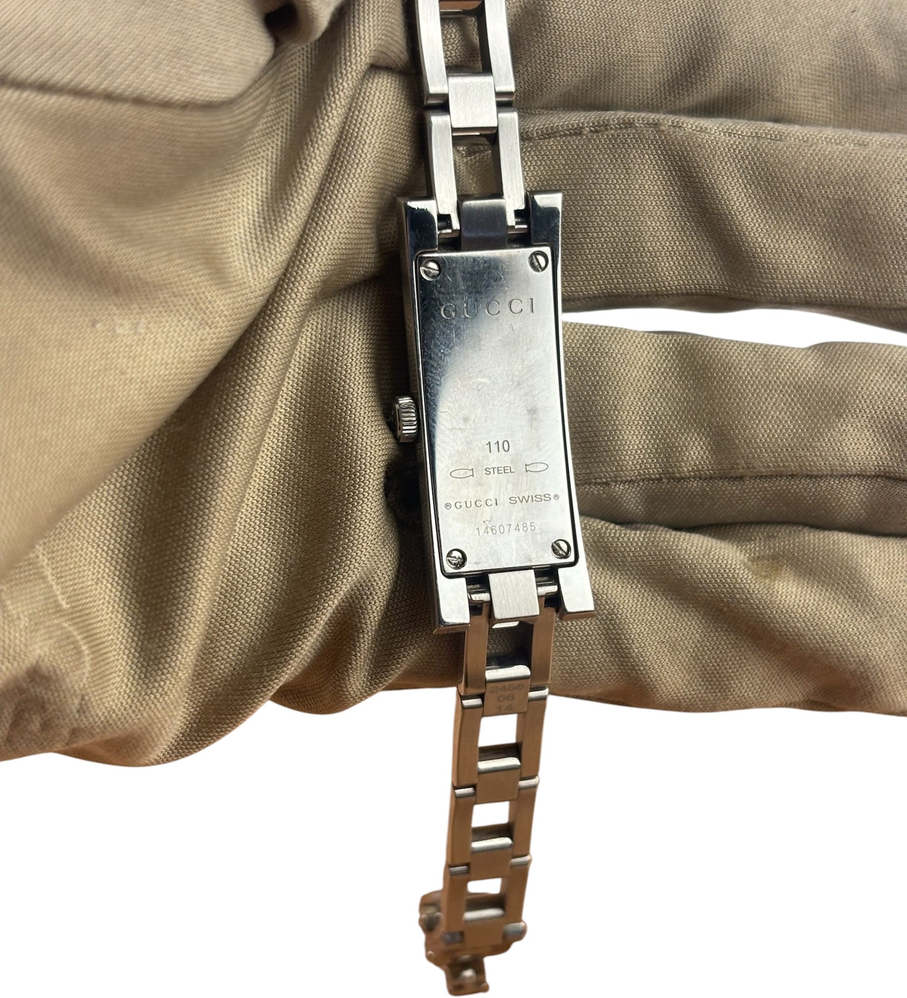 Gucci 110 Pink Rectangular Dial Link Bracelet