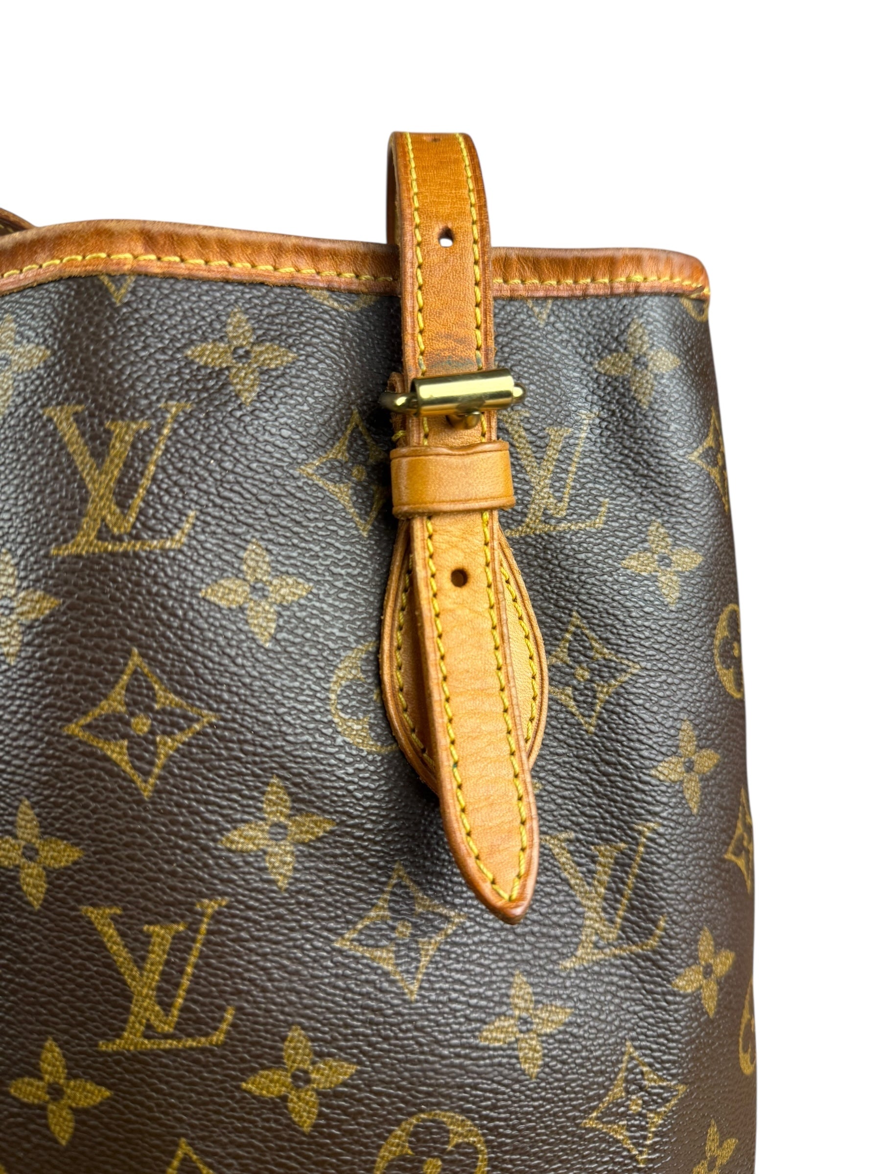 Louis Vuitton Monogram Bucket bag