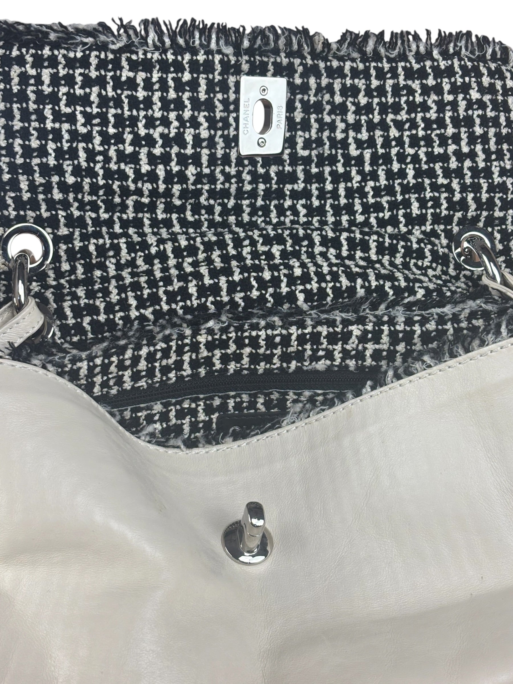 Chanel White Leather Mini Flap Shoulder Bag 1992